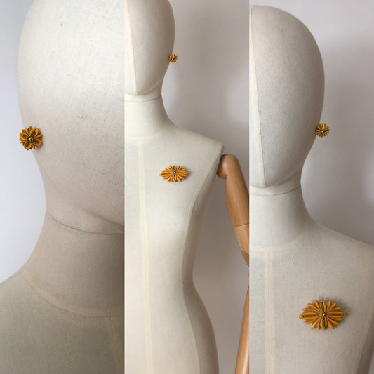 Original 1940’s Bakelite Dress Clip & Earrings Set - Lovely Egg Yolk Colour