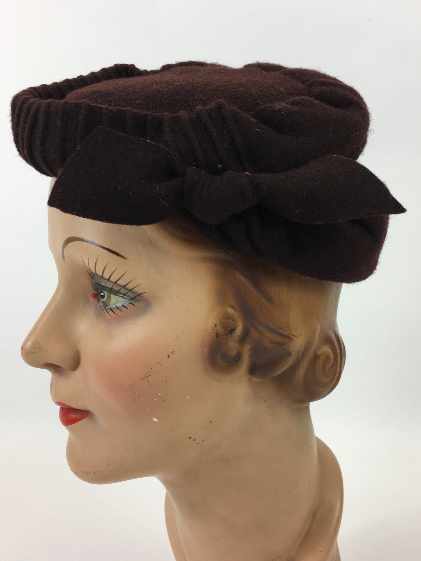 Original 1940’s Brown Felt Topper Hat - With Back Band and Bow Detailing