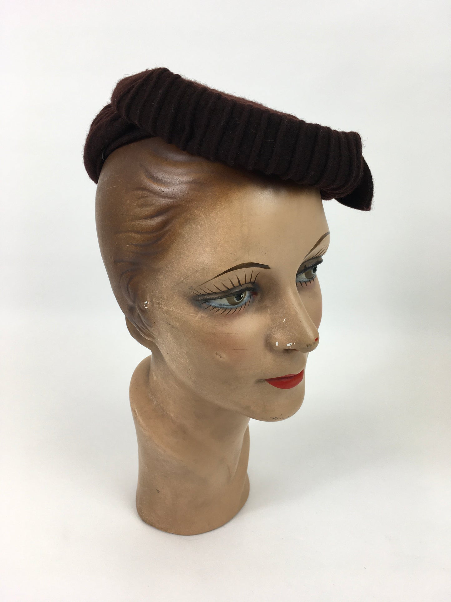 Original 1940’s Brown Felt Topper Hat - With Back Band and Bow Detailing