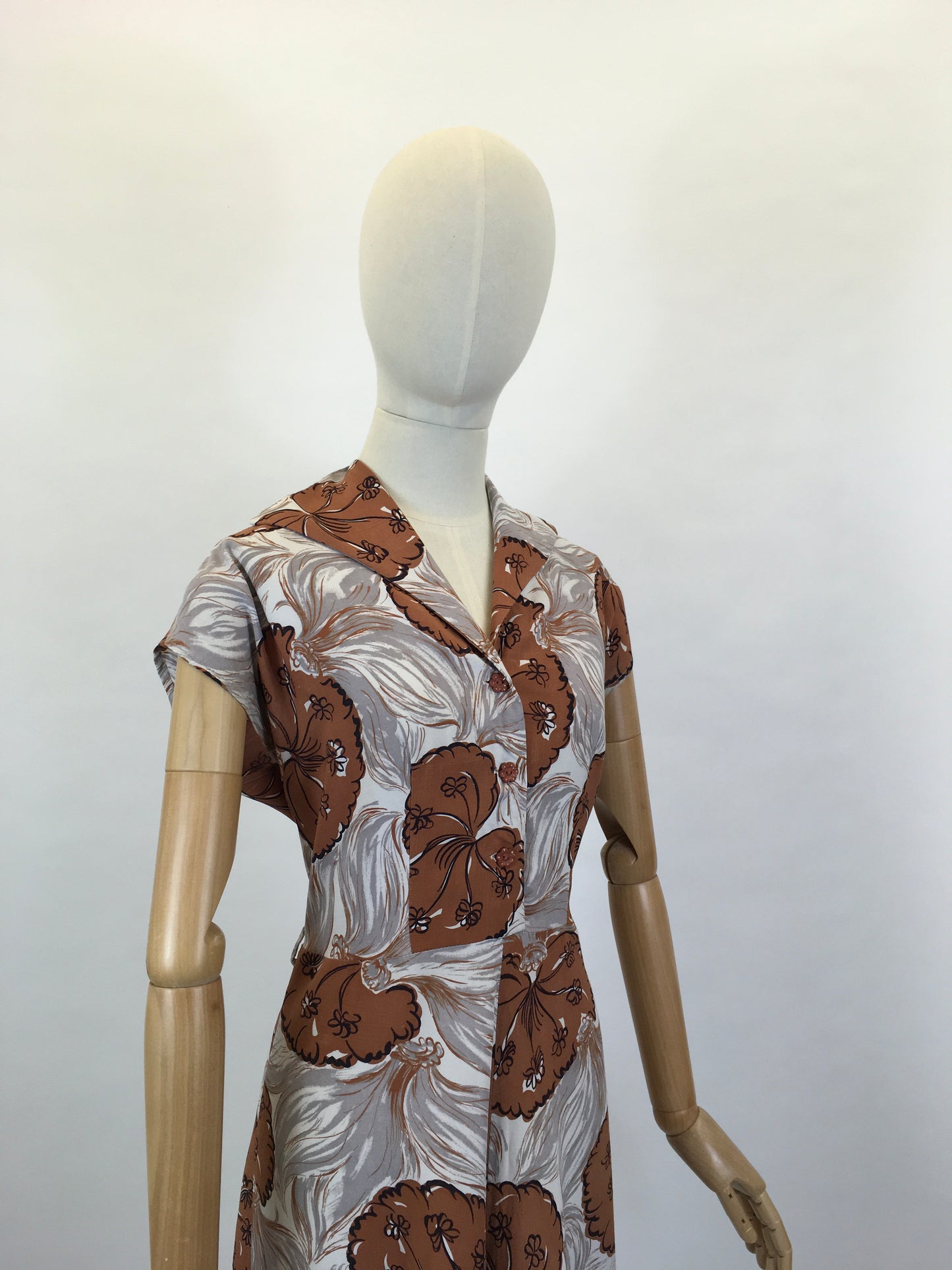 Original 1940’s Cotton Day Dress - In A Lovely Muted Colour Pallet