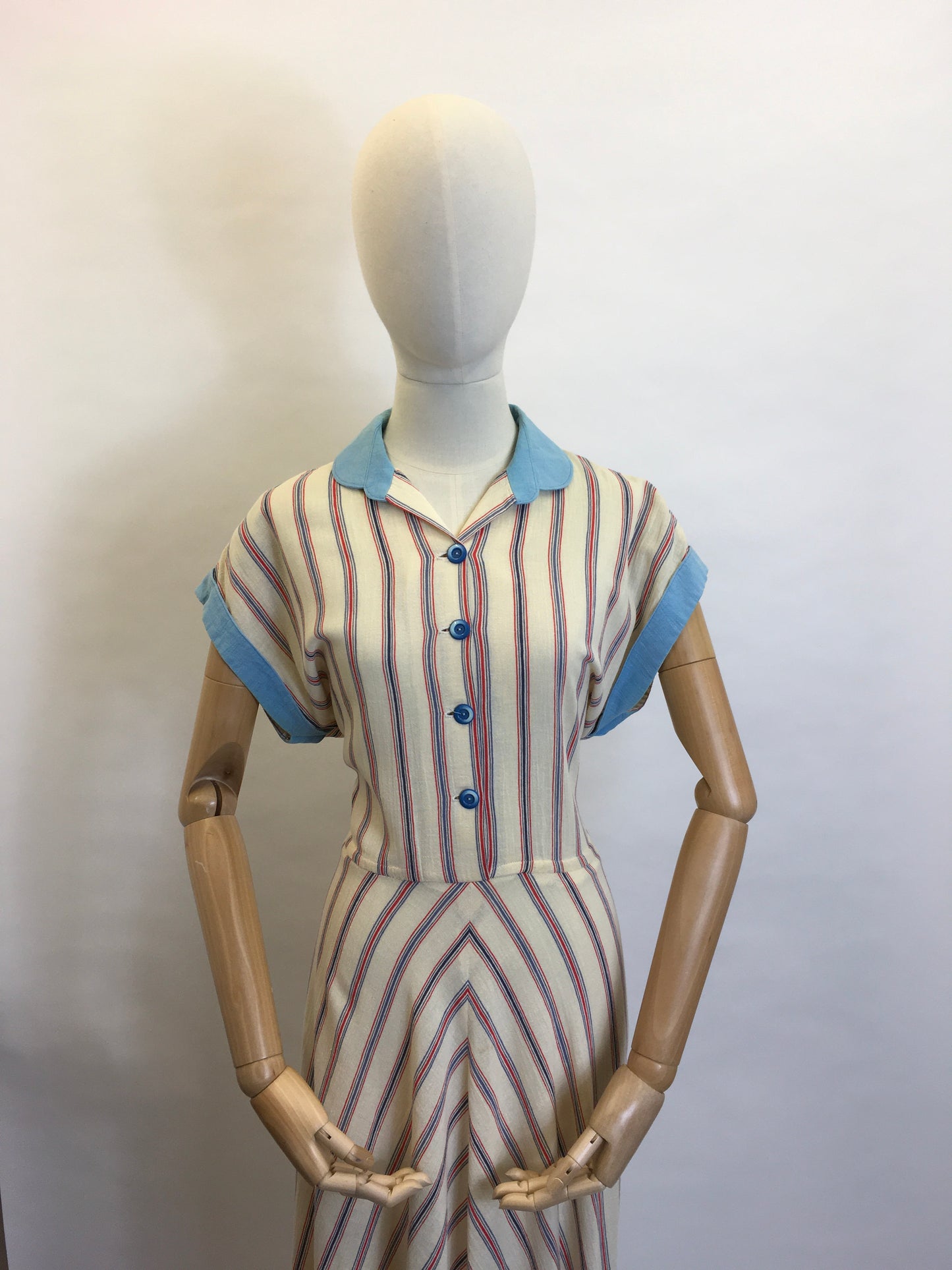 Original 1940’s Striped Day Dress - Lovely Cheesecloth fabric in Patriotic Colour Palette