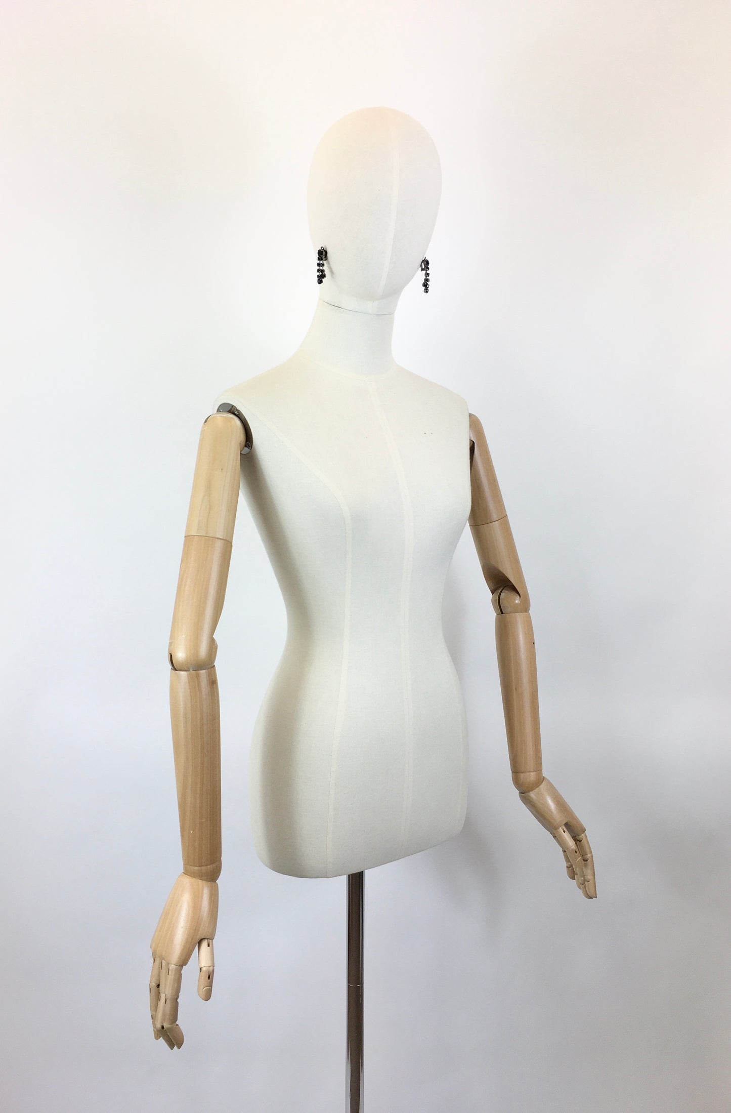 Original 1950’s Fabulous Costume Paste Dangle Earrings - In Black