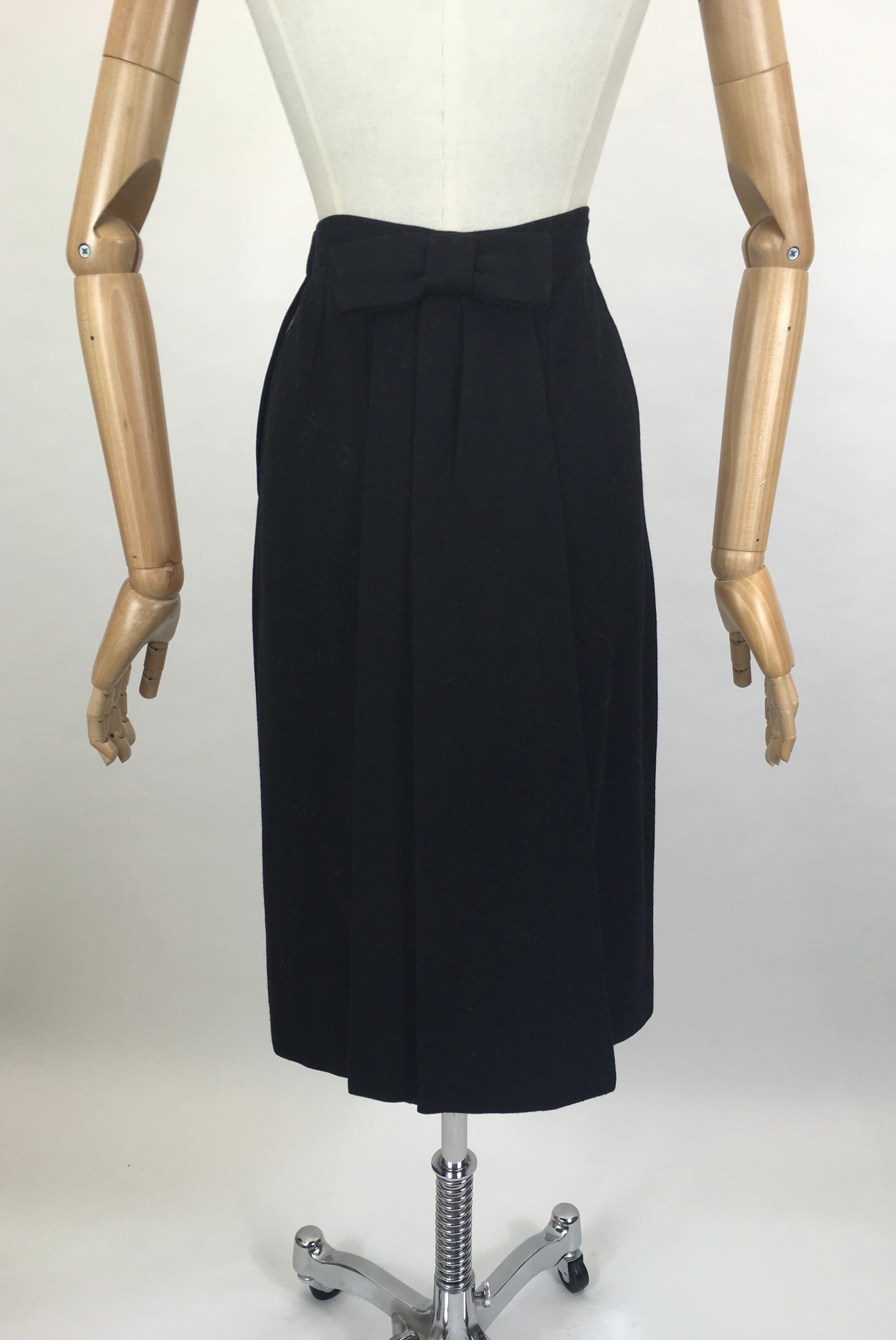 Original 1950’s Black Wool Pencil Skirt - With Amazing Back Bow Detailing