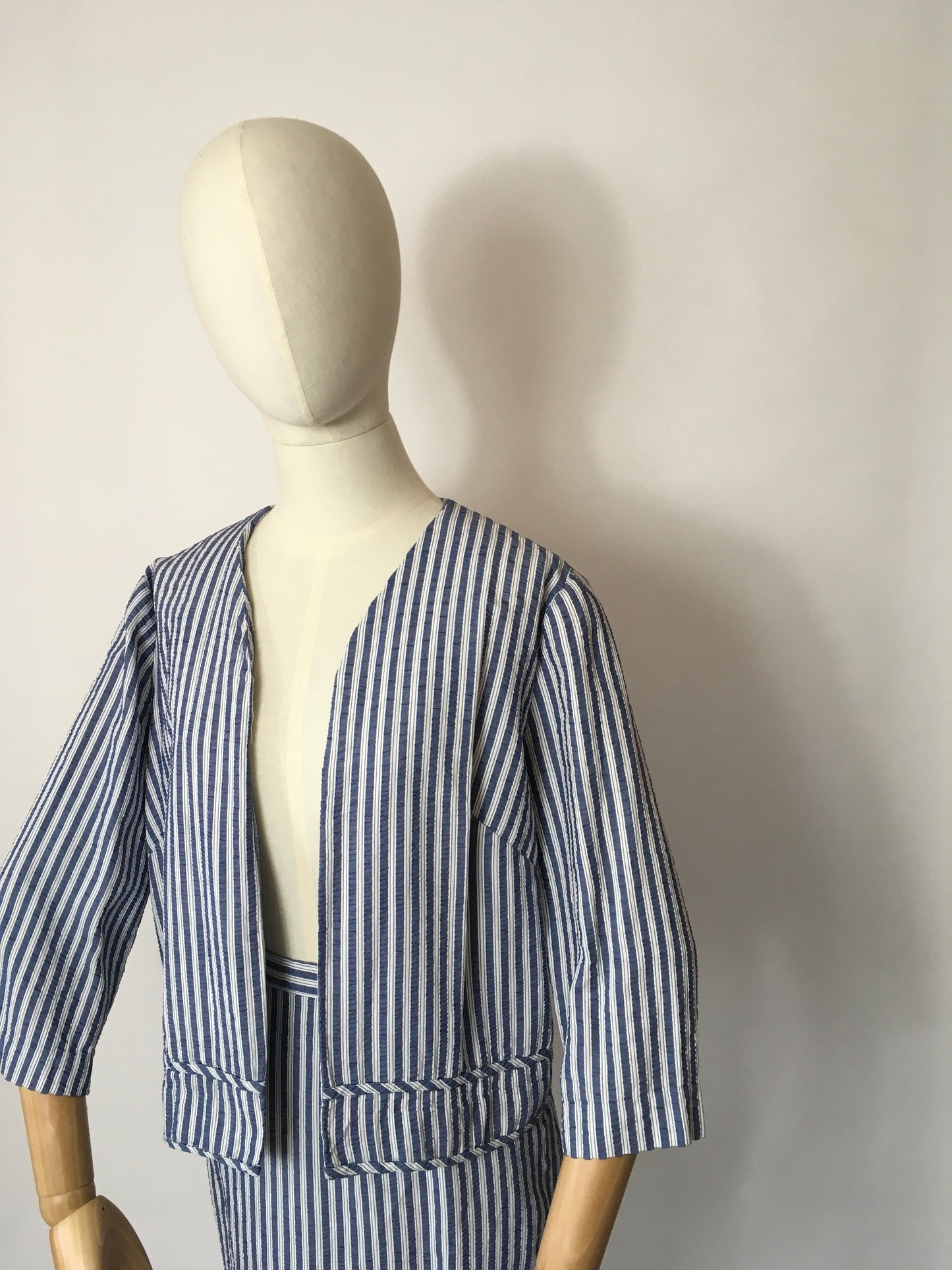 Original 1950s Summer Suit In a lovely Lightweight Seersucker fabric - Blue & White Stripes