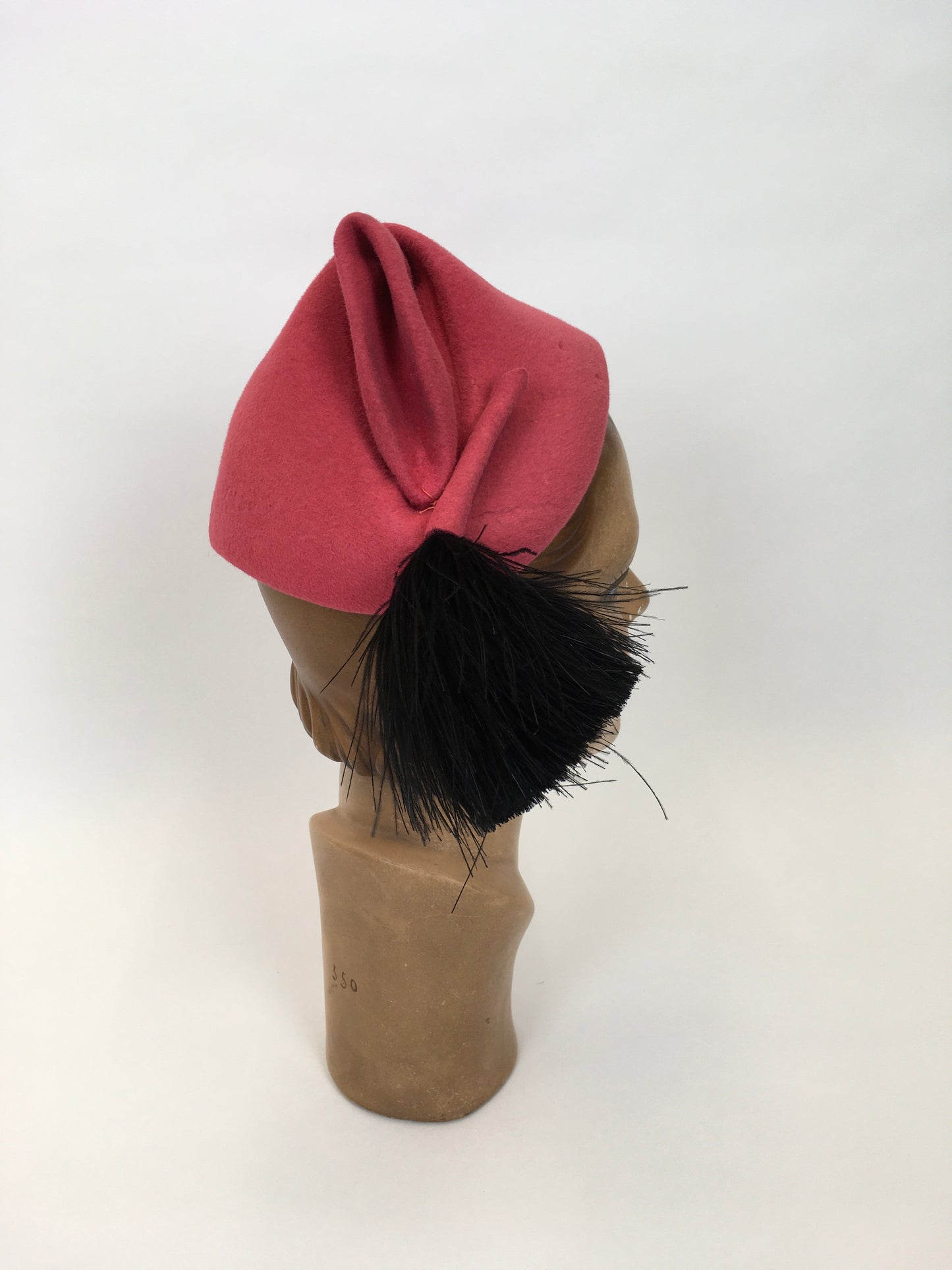Original 1930’s AMAZING Raspberry Pink Pixie Hat - With a Fabulous Ostrich Feather Plume In Black