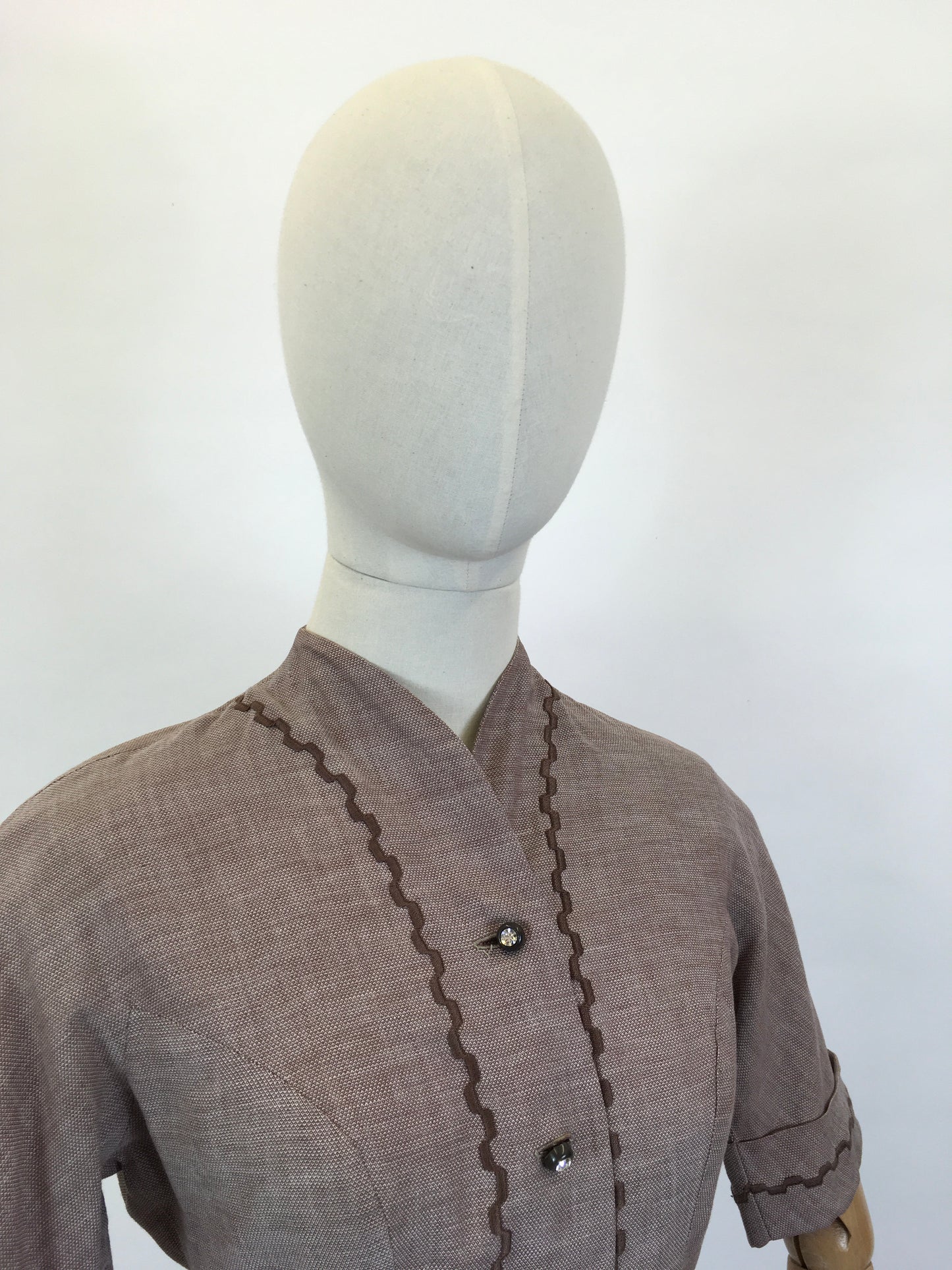 Original 1940’s Darling 2pc Summer Suit - In A Lightweight Soft Brown Cotton With Stunning Details