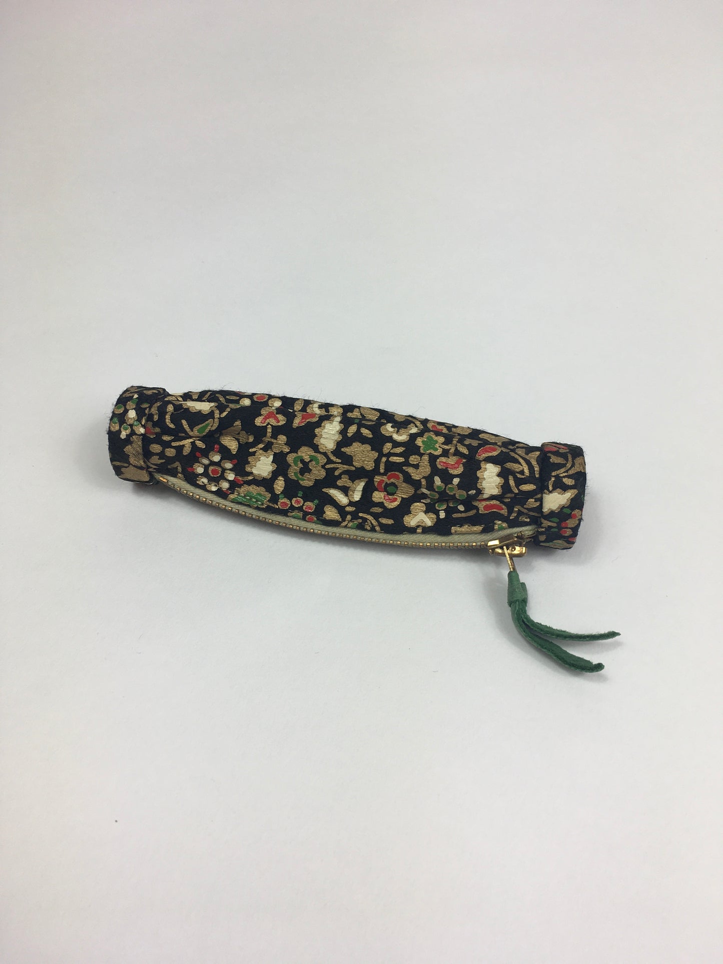 Original 1930’s Handpainted Expandable Coin Purse - In An Exquisite Floral in Gold, Green and Red