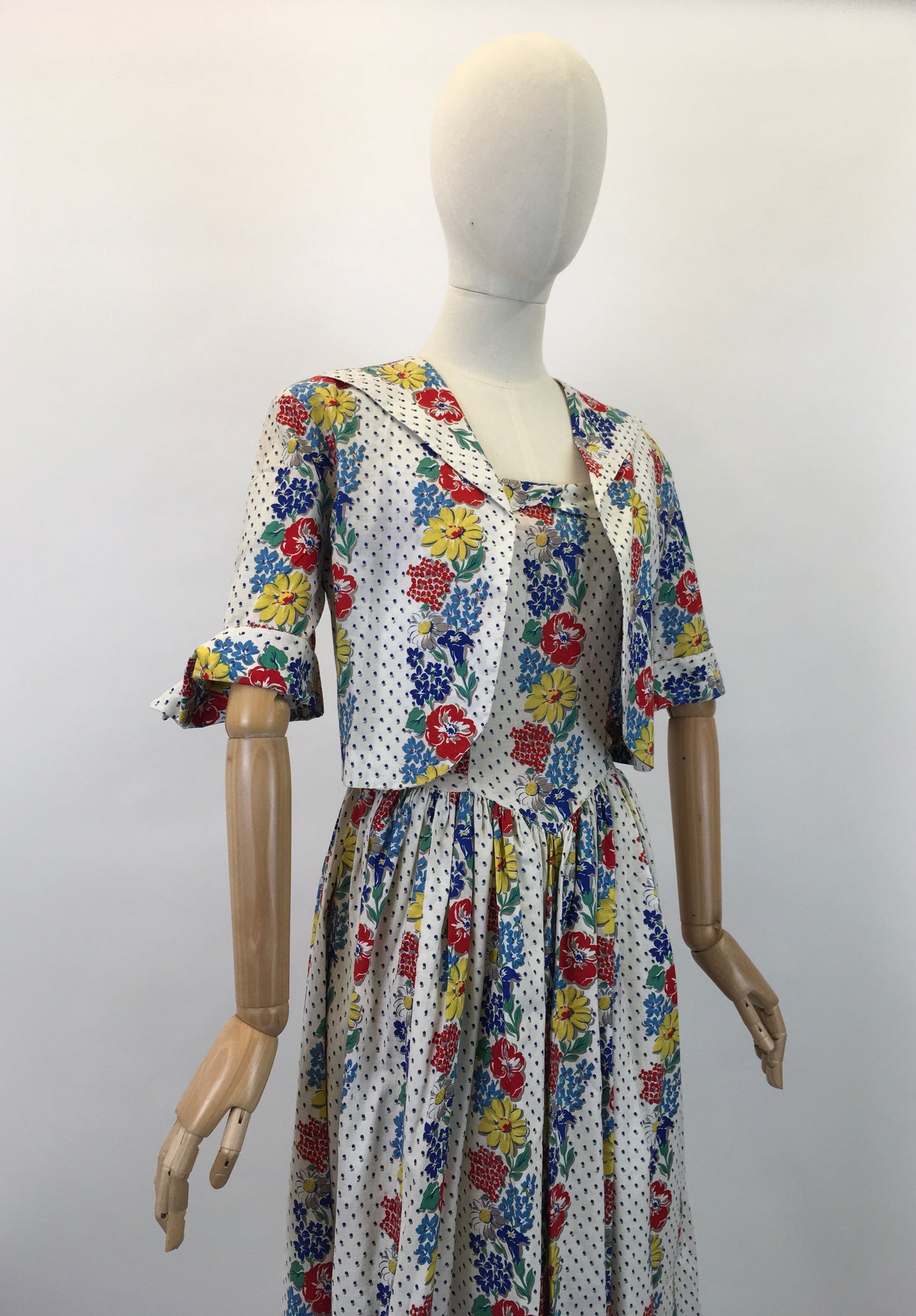 Original Stunning 1940's Sundress & Bolero - In A Bright Summer Floral Print Cotton
