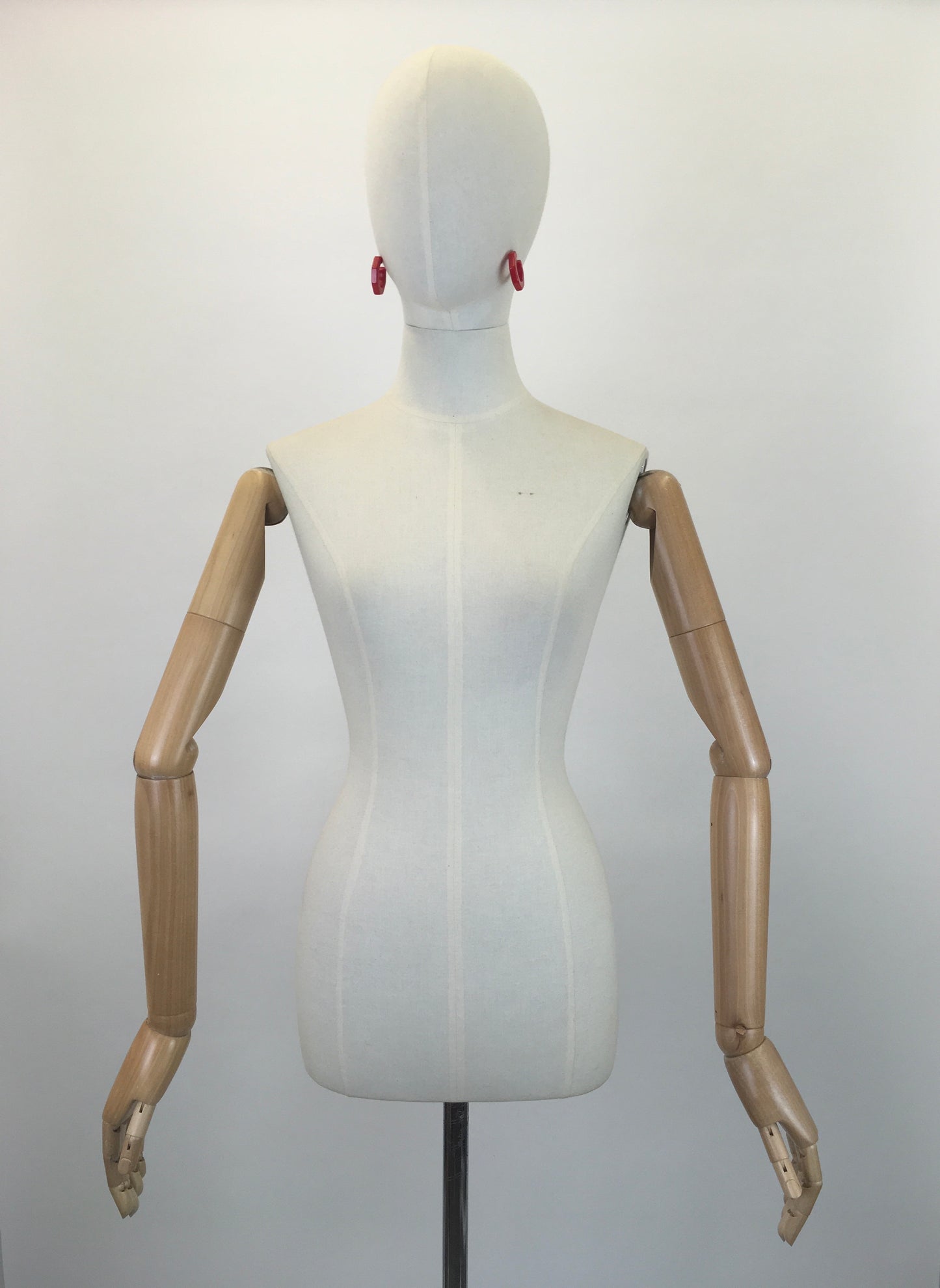 Original Darling 1950's Bakelite Earrings - In Cherry Red