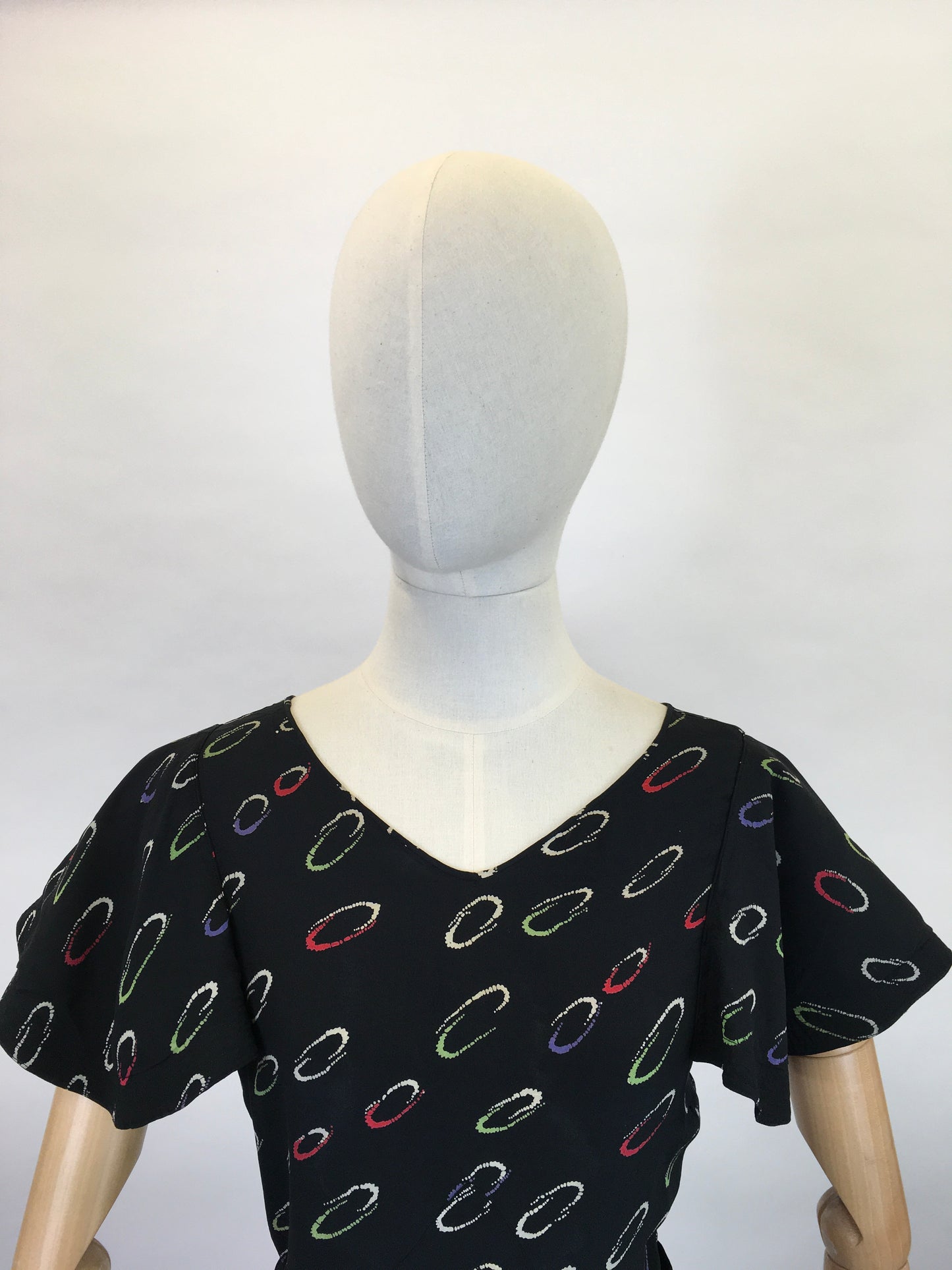 Original 1930’s Exquisite Full Length Gown in A Fine Crepe - Made By ‘ Cavendish House, Cheltenham ‘