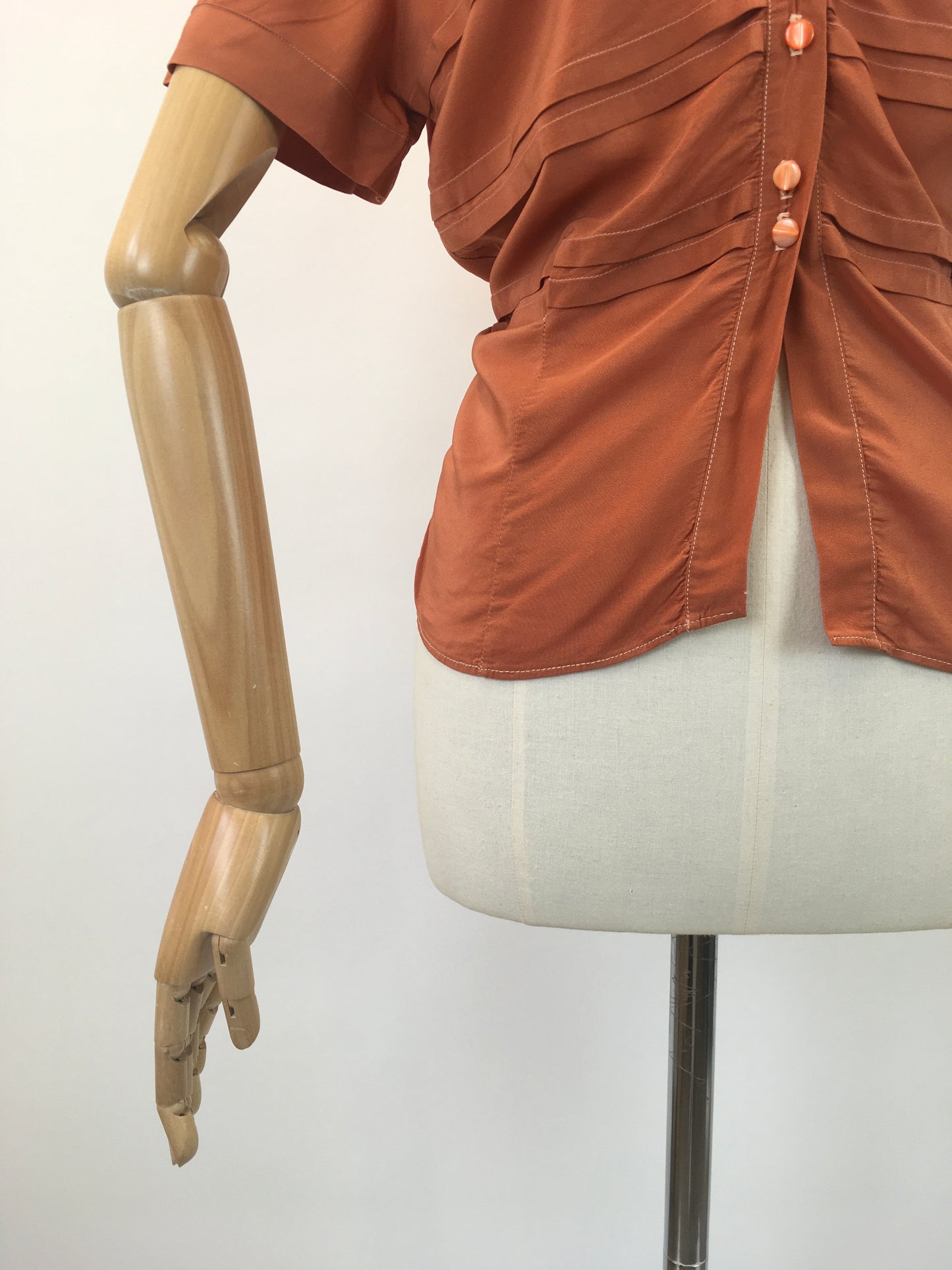 Original 1940's Stunning Silk Blouse by ' Judy Bond' - In A Warm Cinnamon Spice