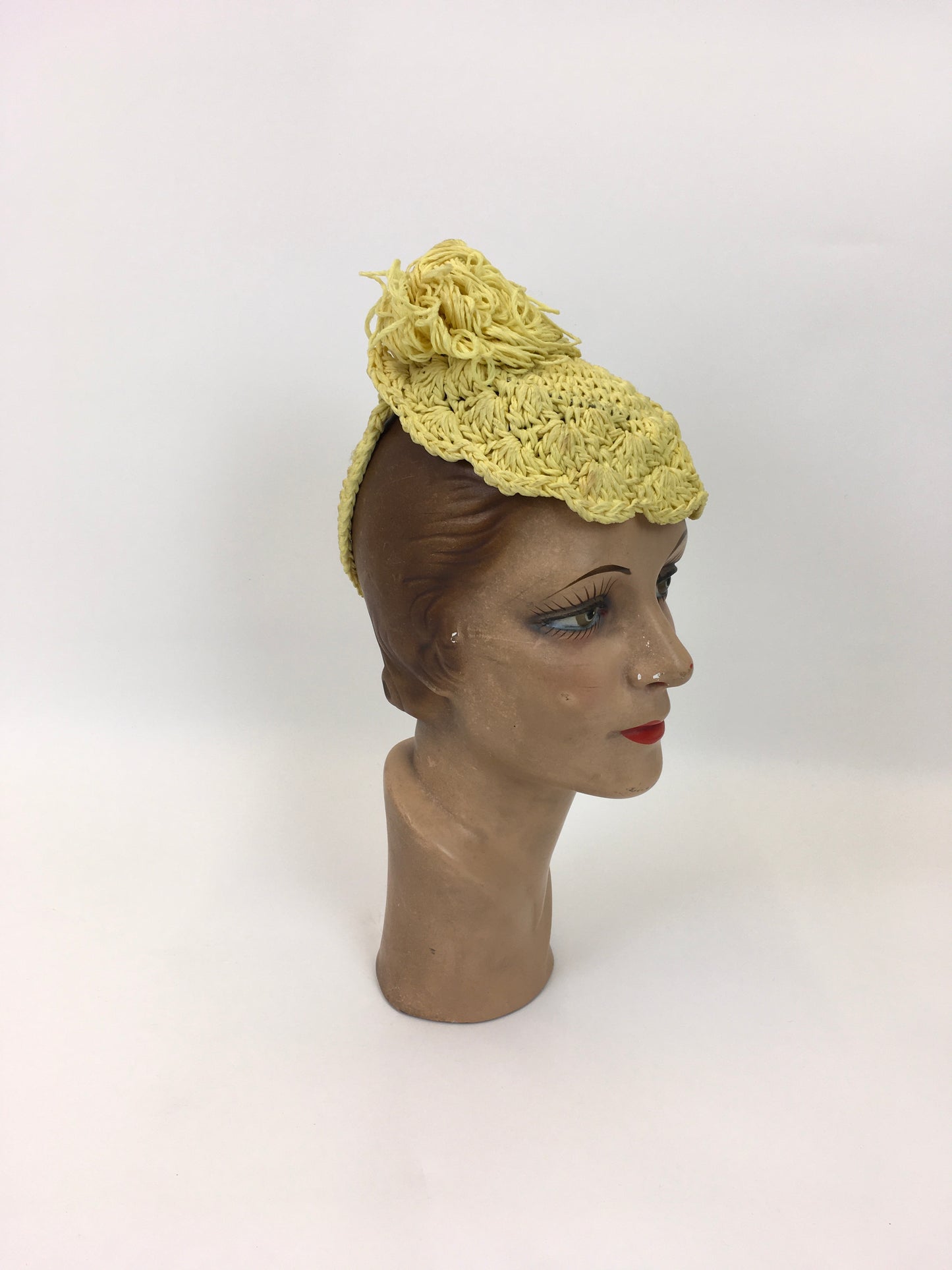 Original 1940’s Fabulous Popcorn Crochet Headpiece - In A Sunshine Yellow
