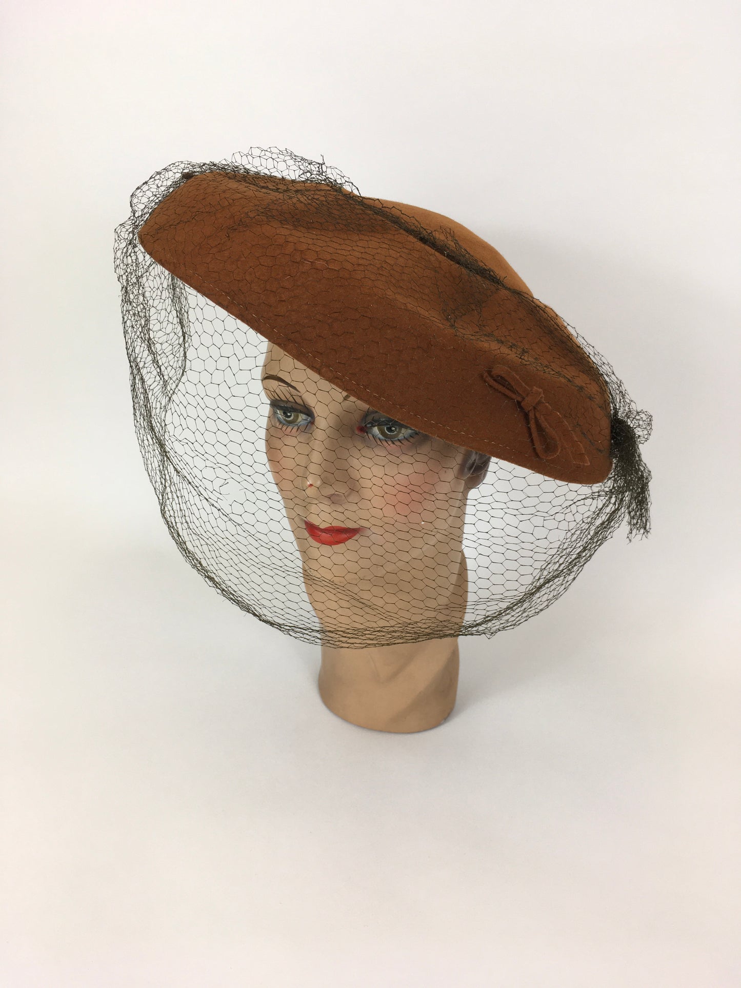 Original SENSATIONAL 1940’s Cinnamon Platter Hat - With Bow and Veiling Detailing