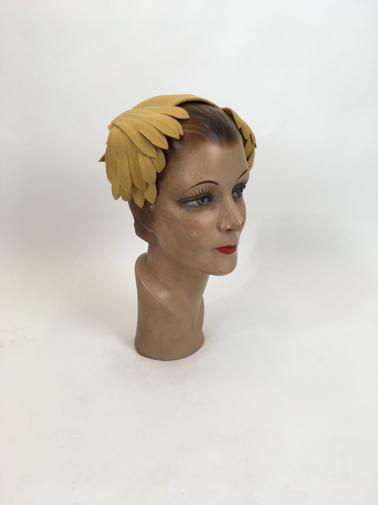 Original Late 1940's Early 1950's Stunning Headpiece - In A Warm Mustard