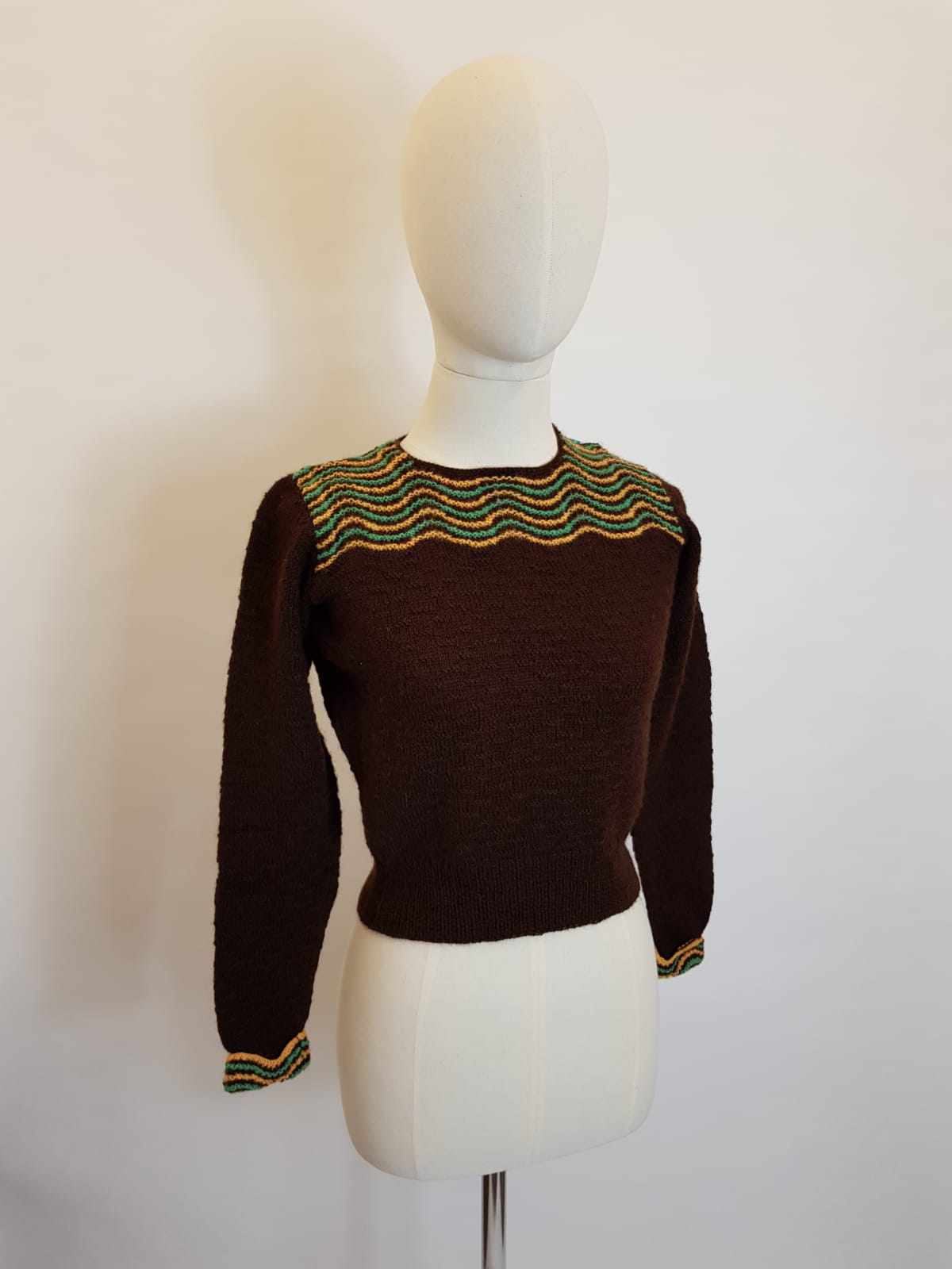 Knitting For Victory - Original 1940’s Pattern Reproduction Knitwear