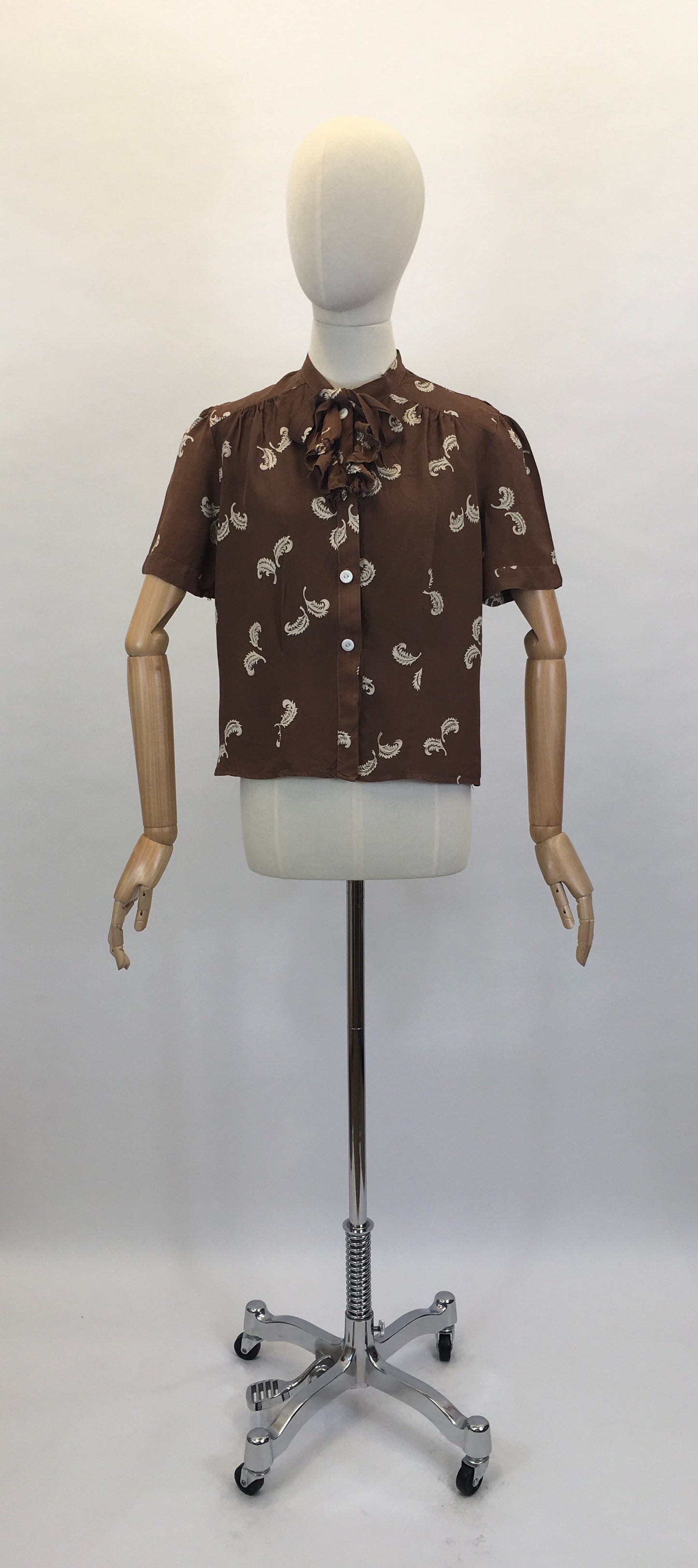 Original 1940’s AS IS Beautiful Rayon Blouse - In a Lovely Brown And White Feather Print