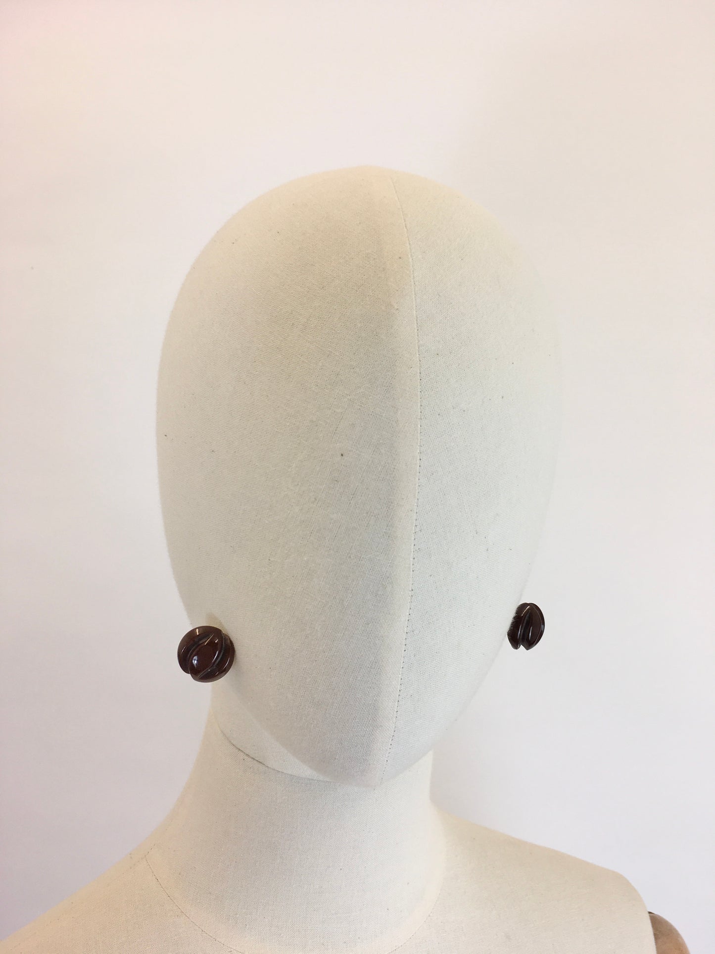 Original 1940’s Stunning Carved Bakelite Screw back Earrings - In A Lovely Autumnal Brown