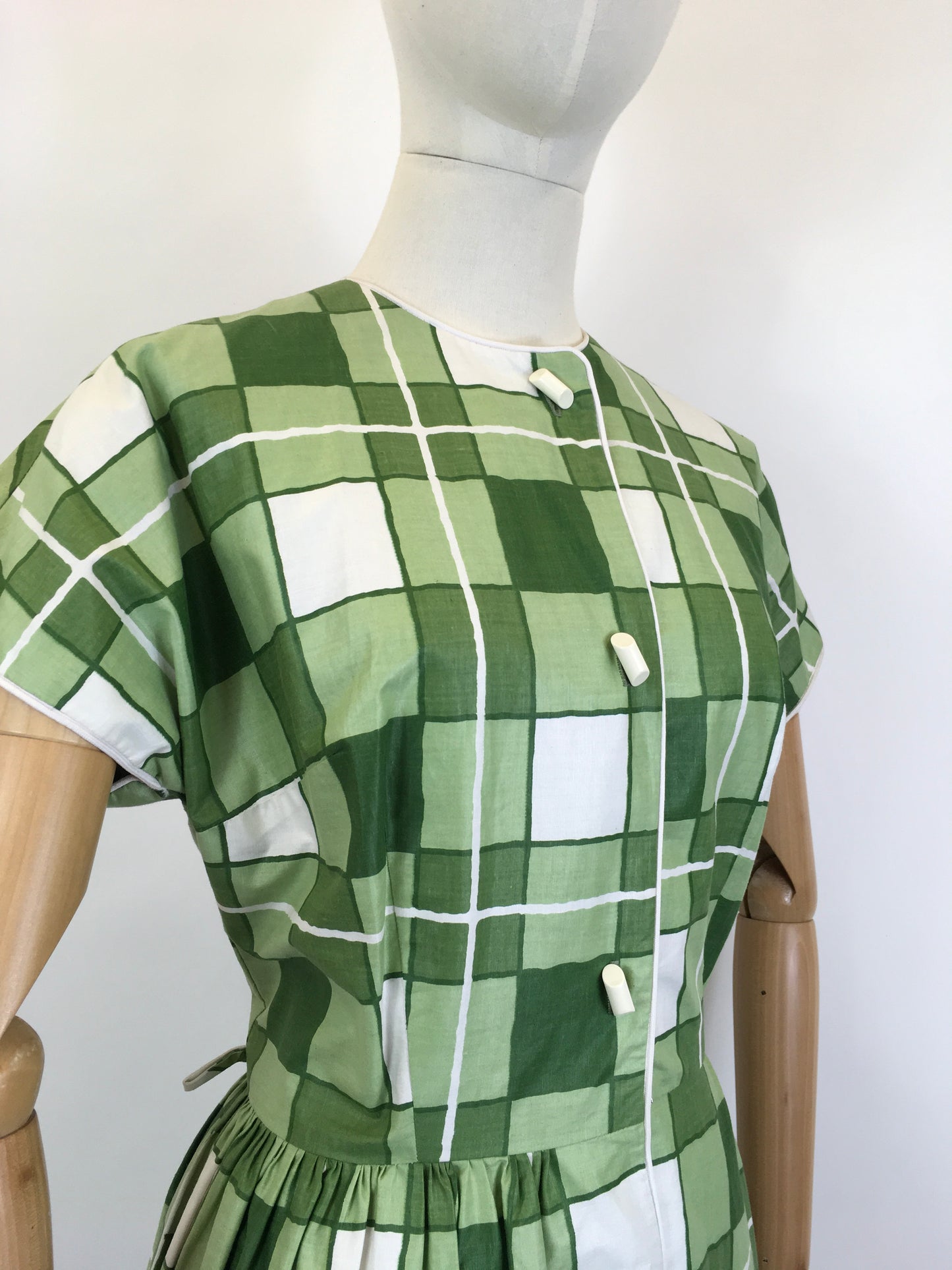 Original 1950's Darling Cotton Day Dress - In Shades of Green & White
