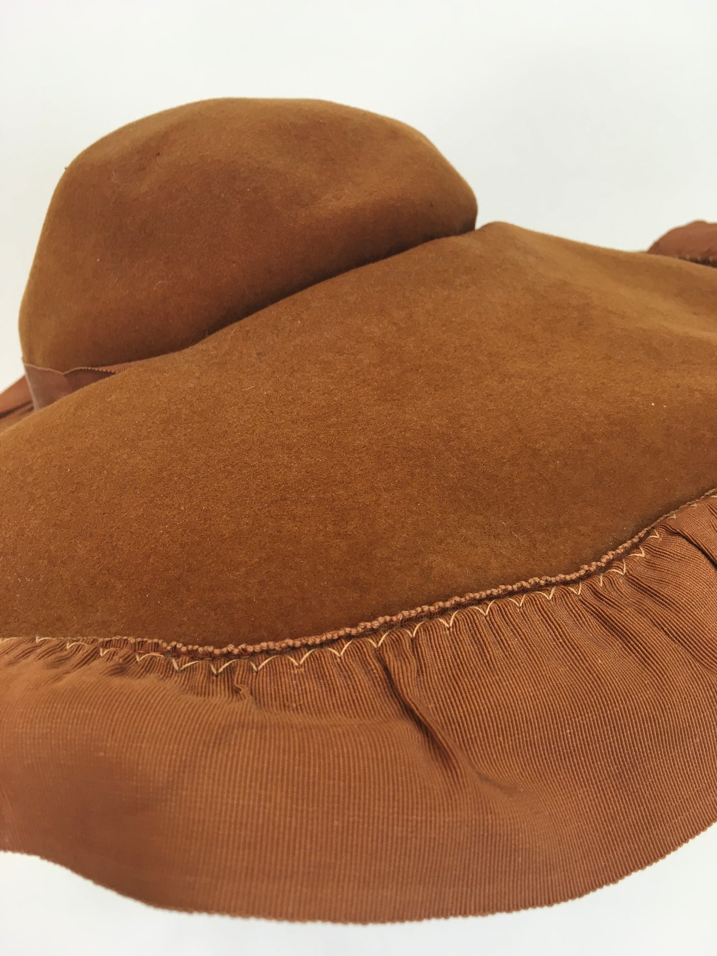 Original 1940's Sensational Brimmed Hat - In Warm Cinnamon With a Ruffled Trim