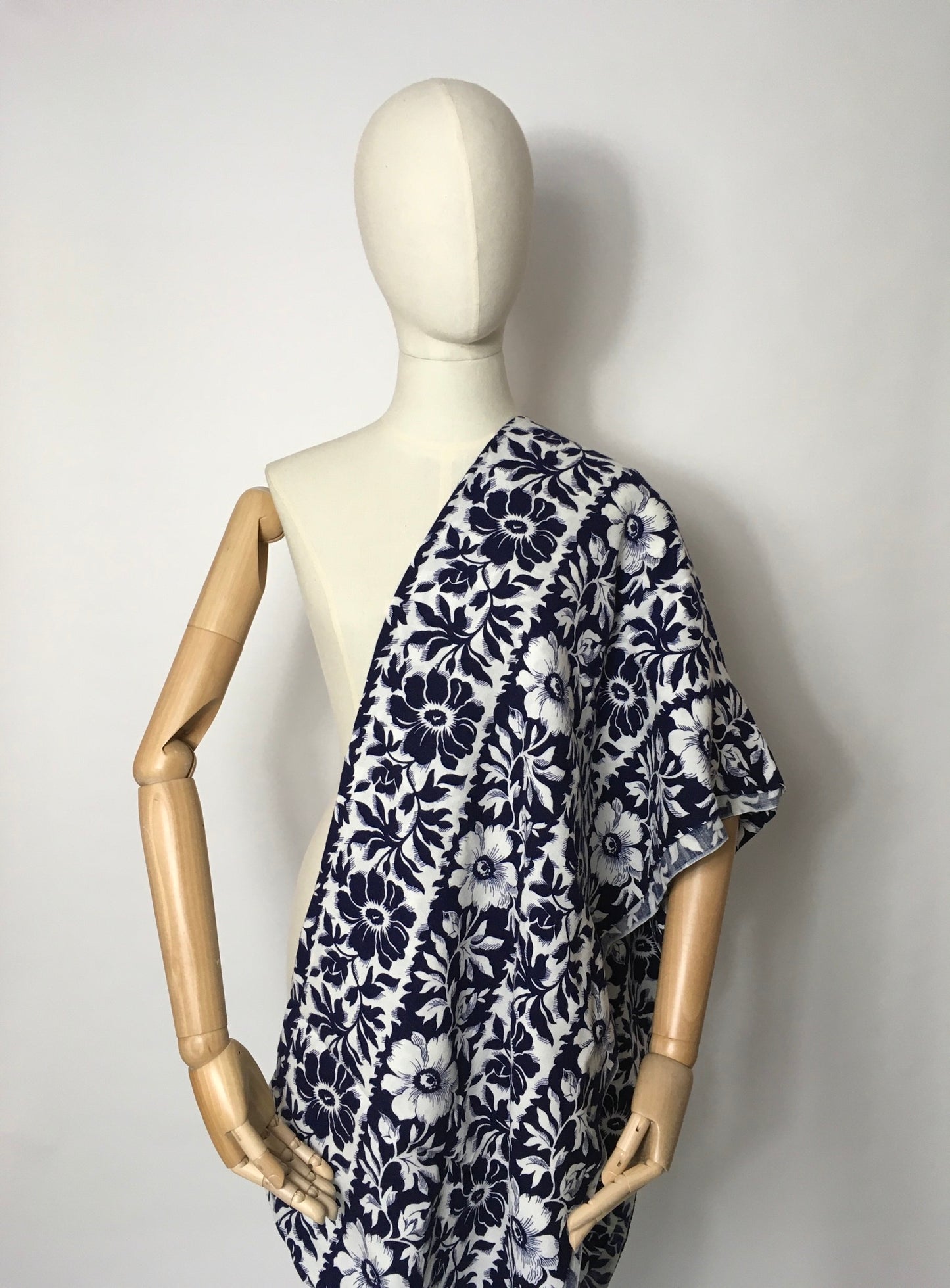 Original 1940’s Moygoshal Linen Dress Fabric - Suspected CC41 due to iconic floral Design - 3.5m