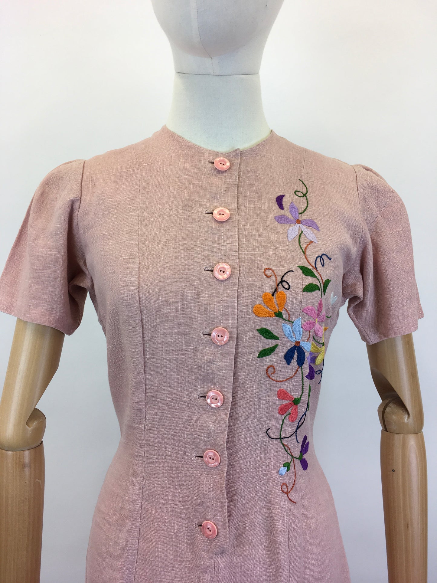 Original Early 1940’s Moygoshal Linen Dress with Embroidery - In Powdered Rose with Spring Meadow Florals