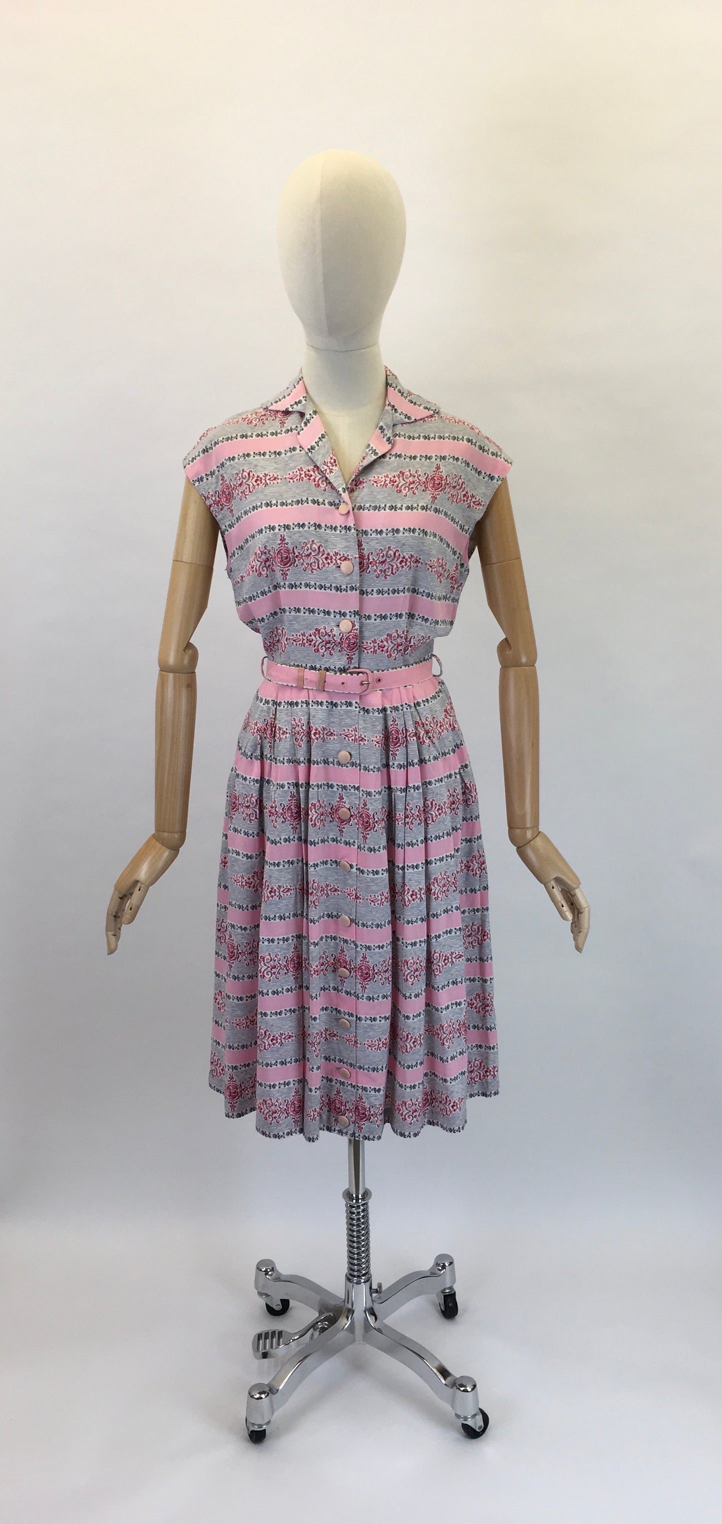 Original 1950s St. Michael Cotton Day Dress - In a lovely Pink and Grey Print