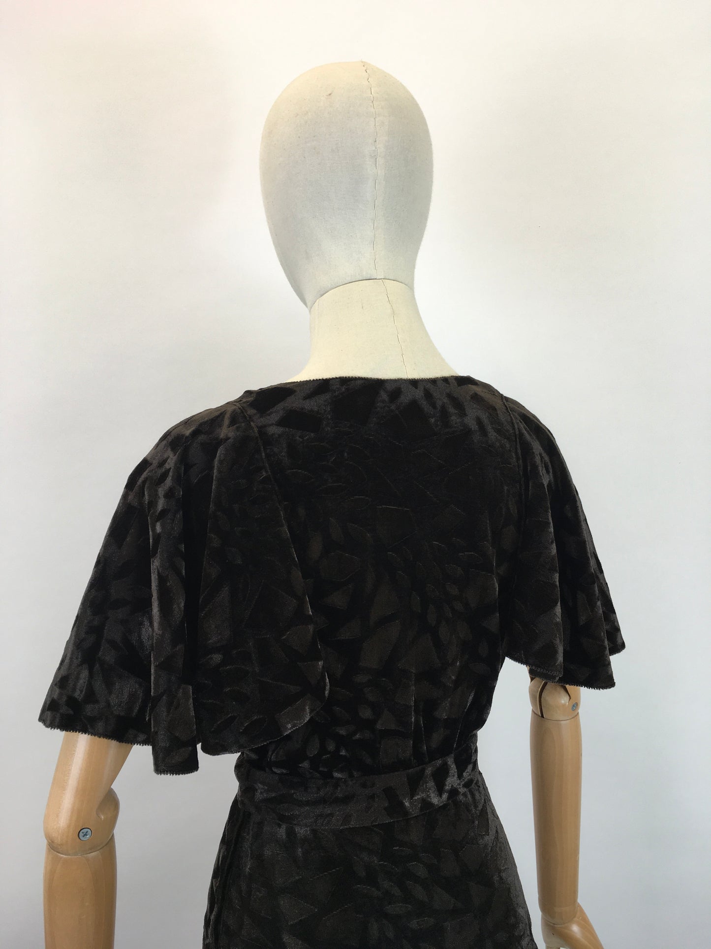 Original 1930's Sensational Evening Gown - In A Rich Dark Chocolate Devore