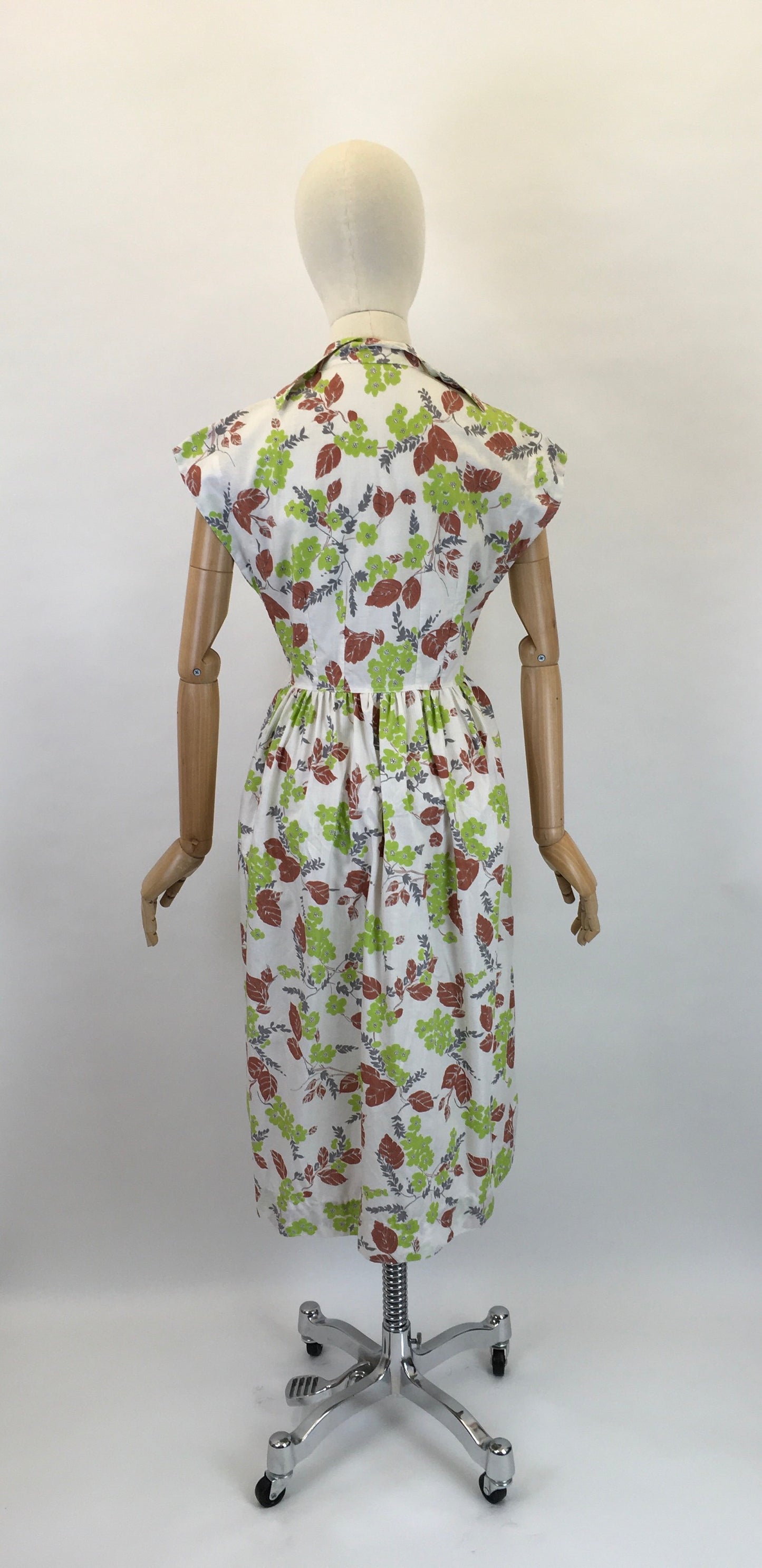 Original 1950s Crisp Cotton Day Dress - In Autumnal Shades of Warm Browns, Soft Greys and Bright Olive Green