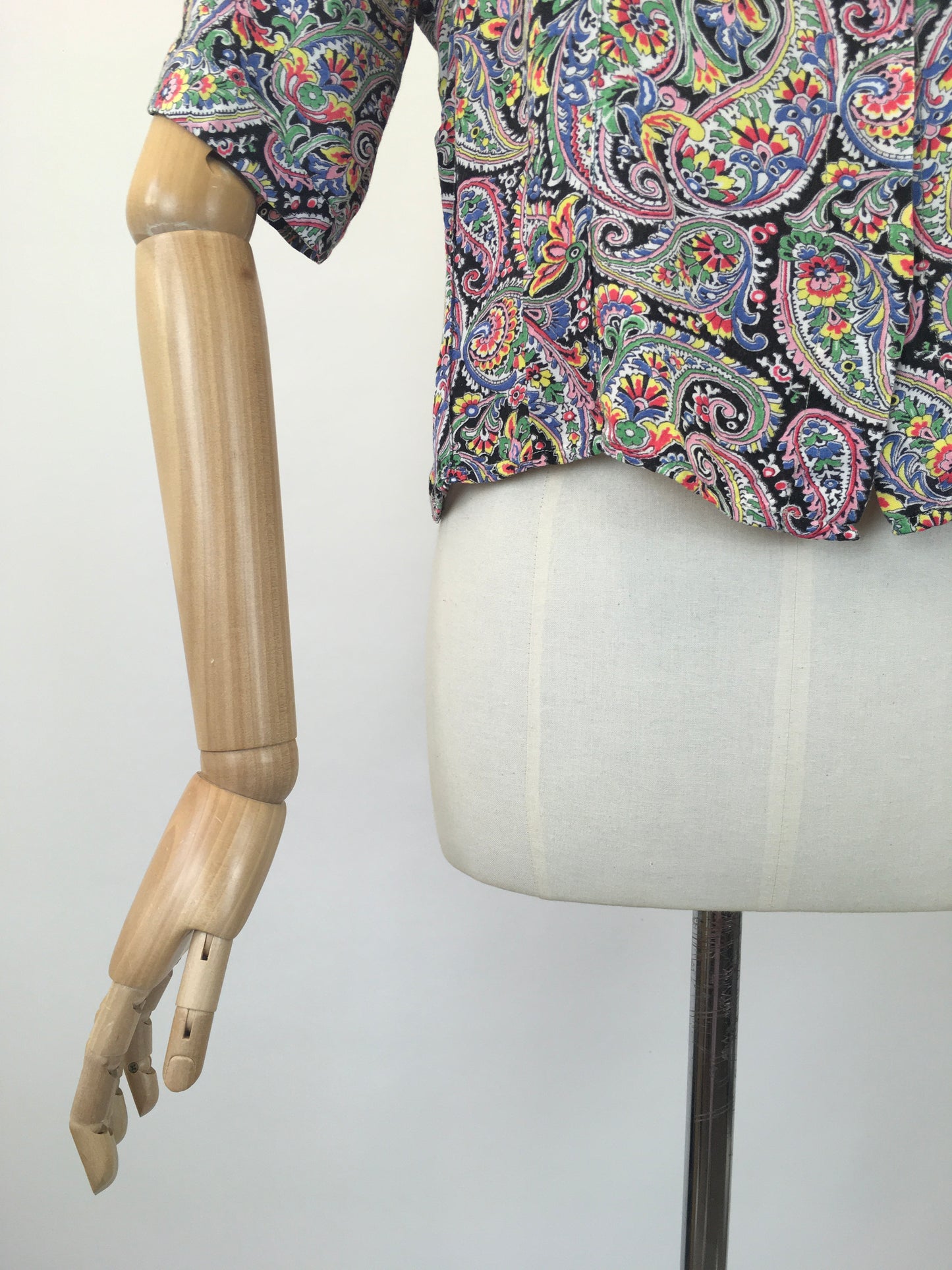 Original 1940's Fabulous Cotton Paisley Print Blouse - In Multi Coloured Brights