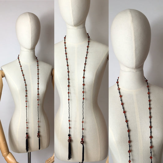 Original 1920s Flapper Glass Beaded Necklace - Fabulous Red & Black Colours