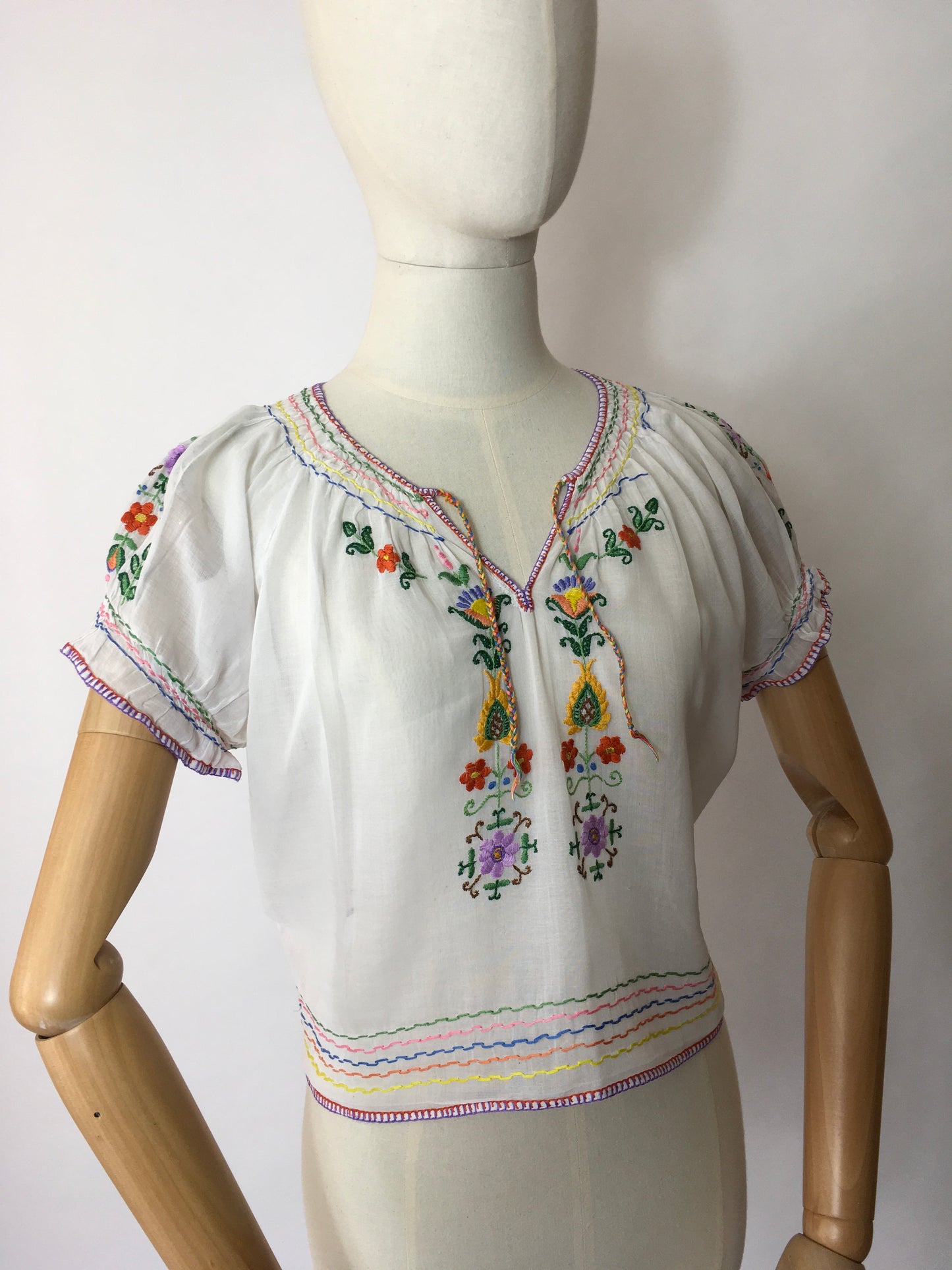 Original 1940’s Embroidered Blouse - Featuring Beautiful Embroidered Detailing in Rainbow Colours