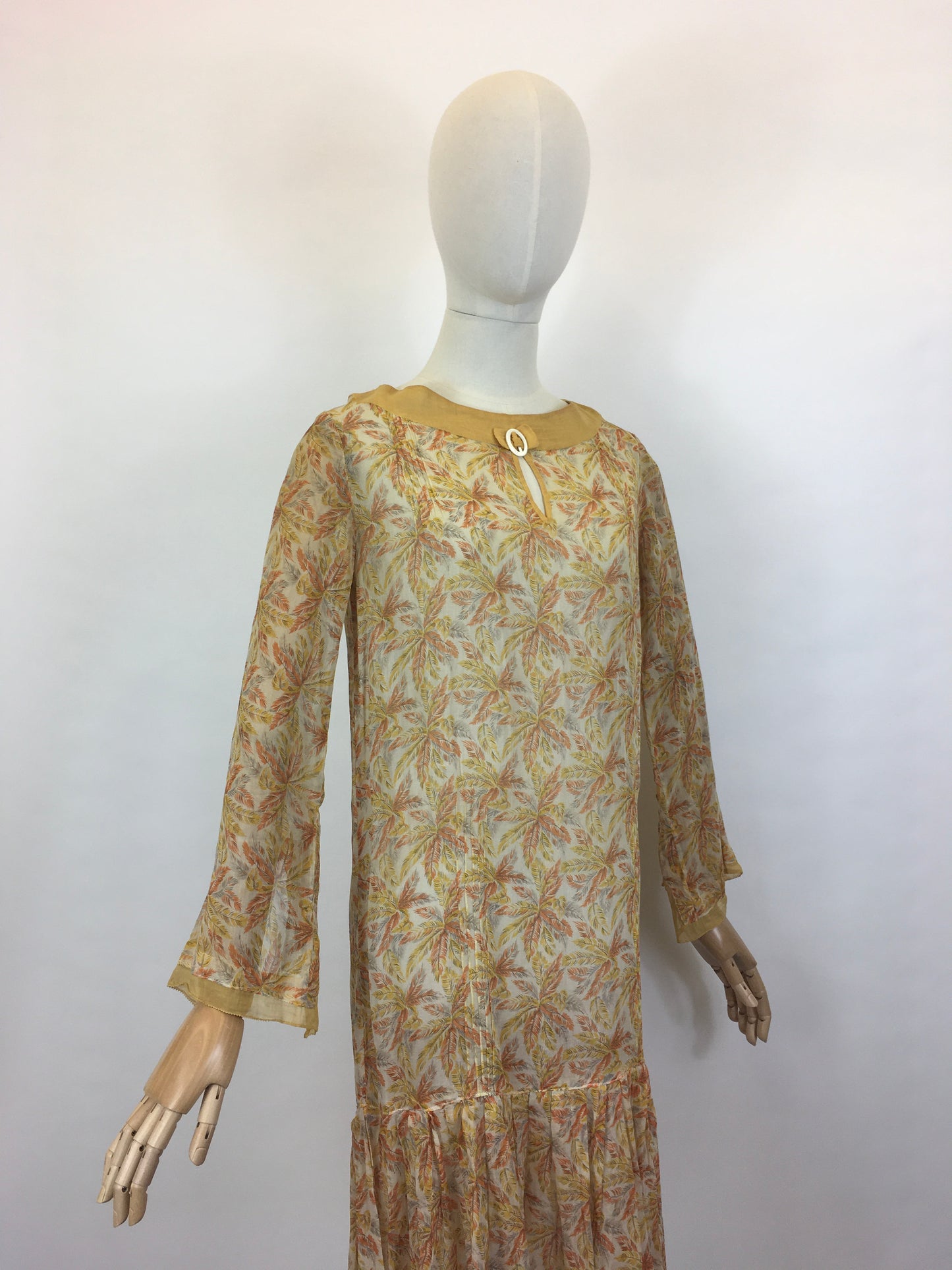 Original 1920’s FABULOUS Cotton Lawn Dress - Flora and Fauna in Buttery Yellows,Soft Oranges and Powdered Greys