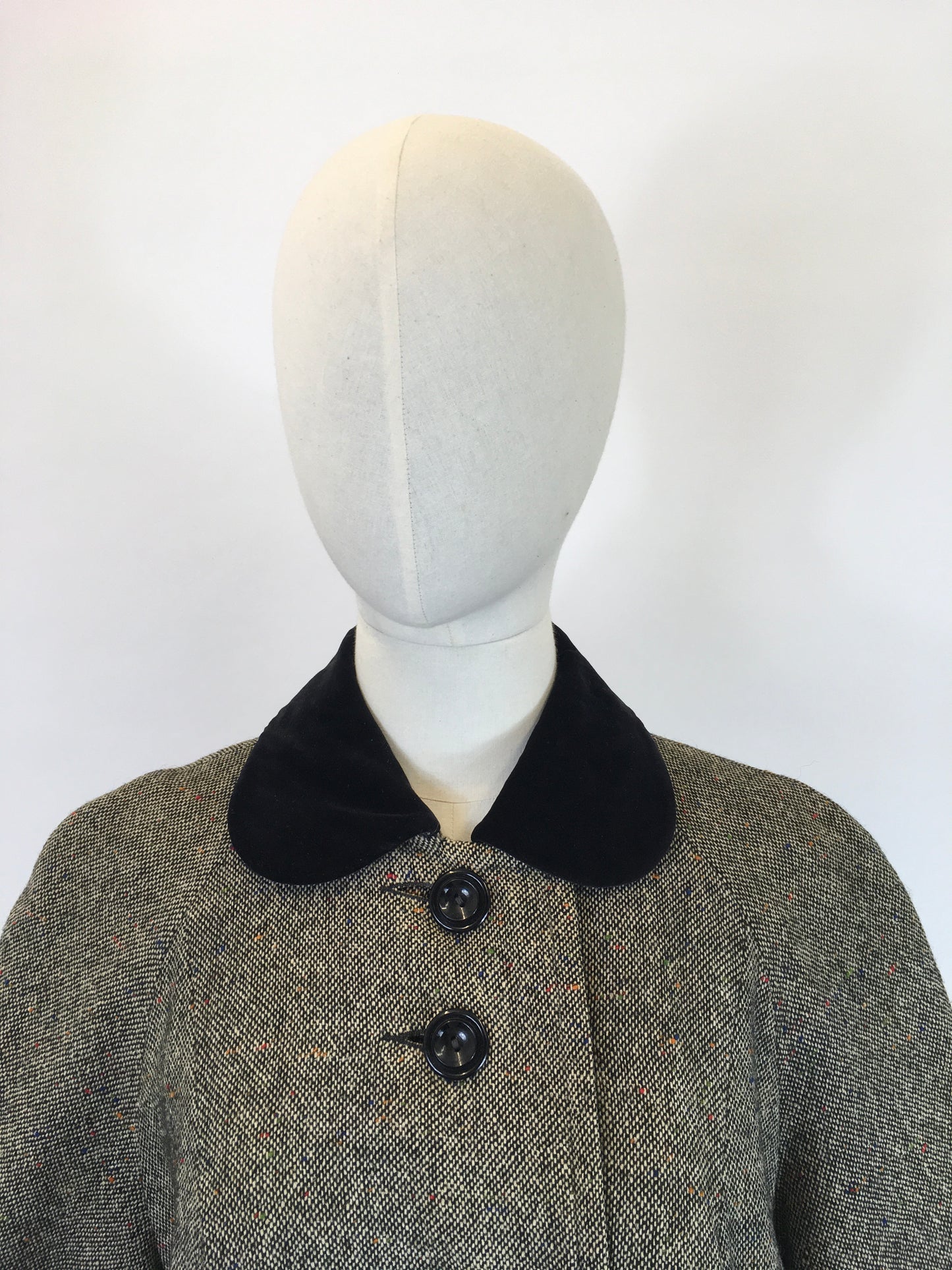 Original 1950’s Fabulous Showerproof Coat - With Contrast Velvet Peter Pan Collar