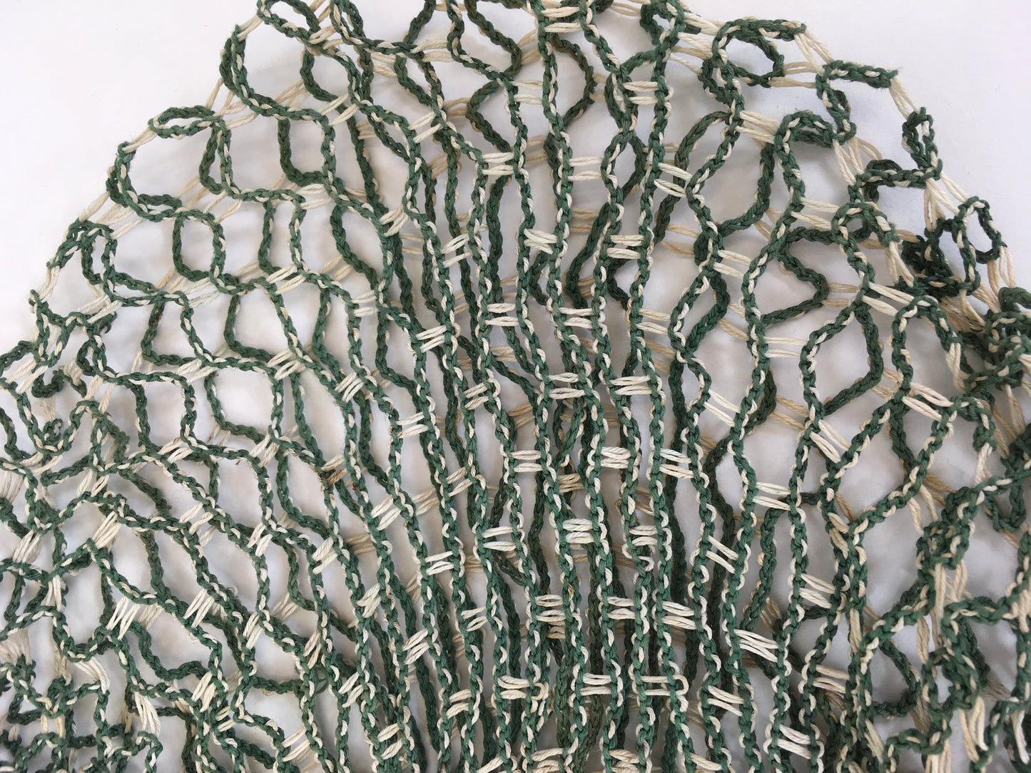 Original 1930’s / 1940’s String Bag with Leather Handles - In Green & White