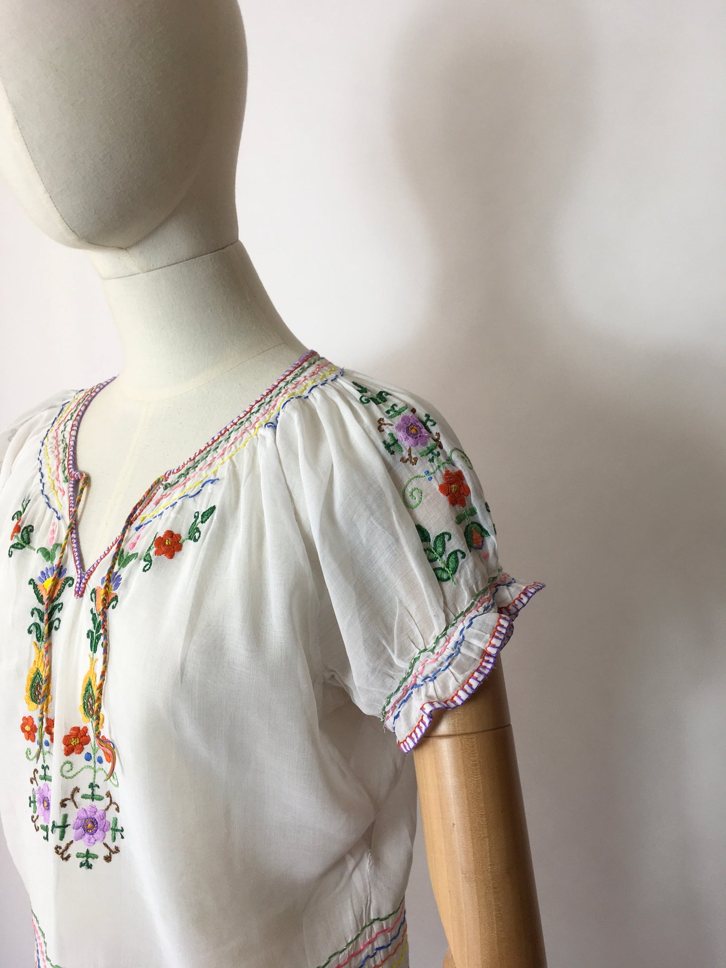 Original 1940’s Embroidered Blouse - Featuring Beautiful Embroidered Detailing in Rainbow Colours