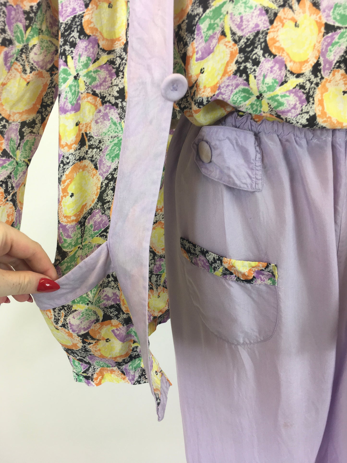 Original 1930’s Sublime 3pc Beach Pyjamas Set - In Powdered Lilac & Fruit Print Silk