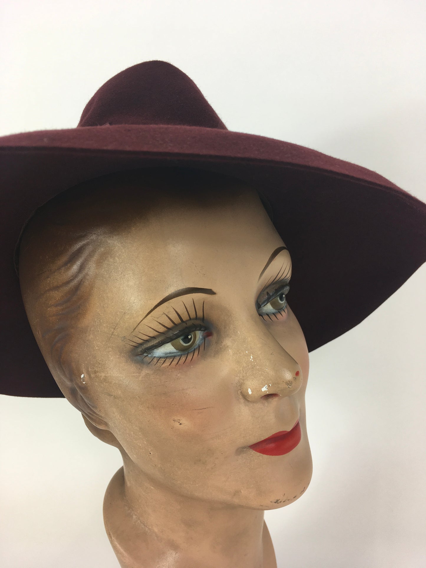 Original 1940’s SENSATIONAL Deep Wine Brimmed Fedora - With Grosgrain Ribbon Banding