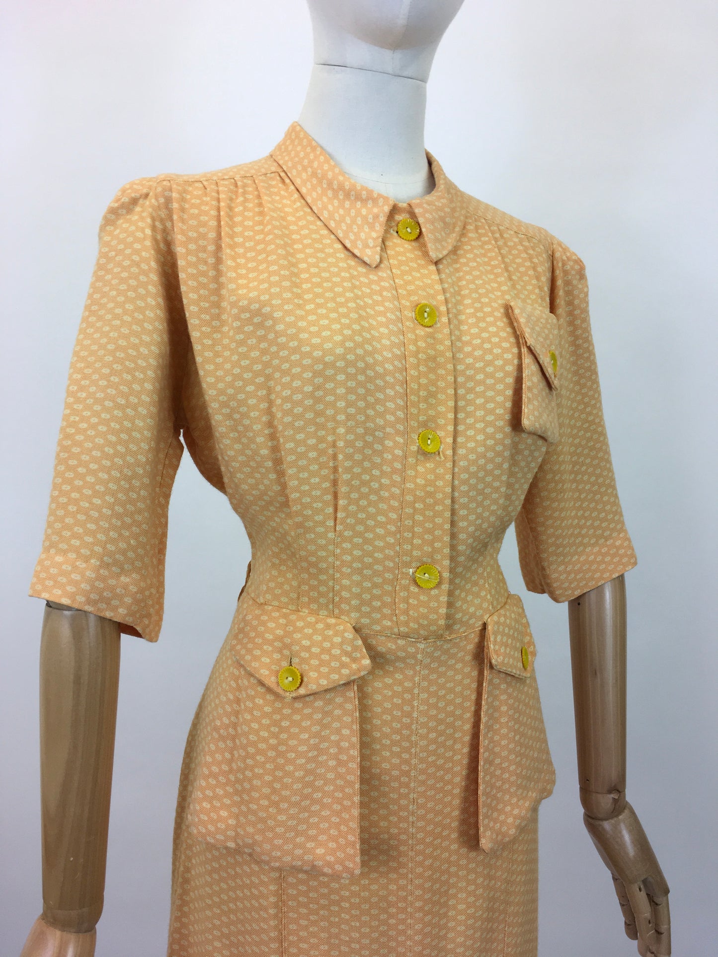 Original 1940's Gorgeous Moygashol Linen Dress - In An Apricot Polka Dot With Yellow Buttons