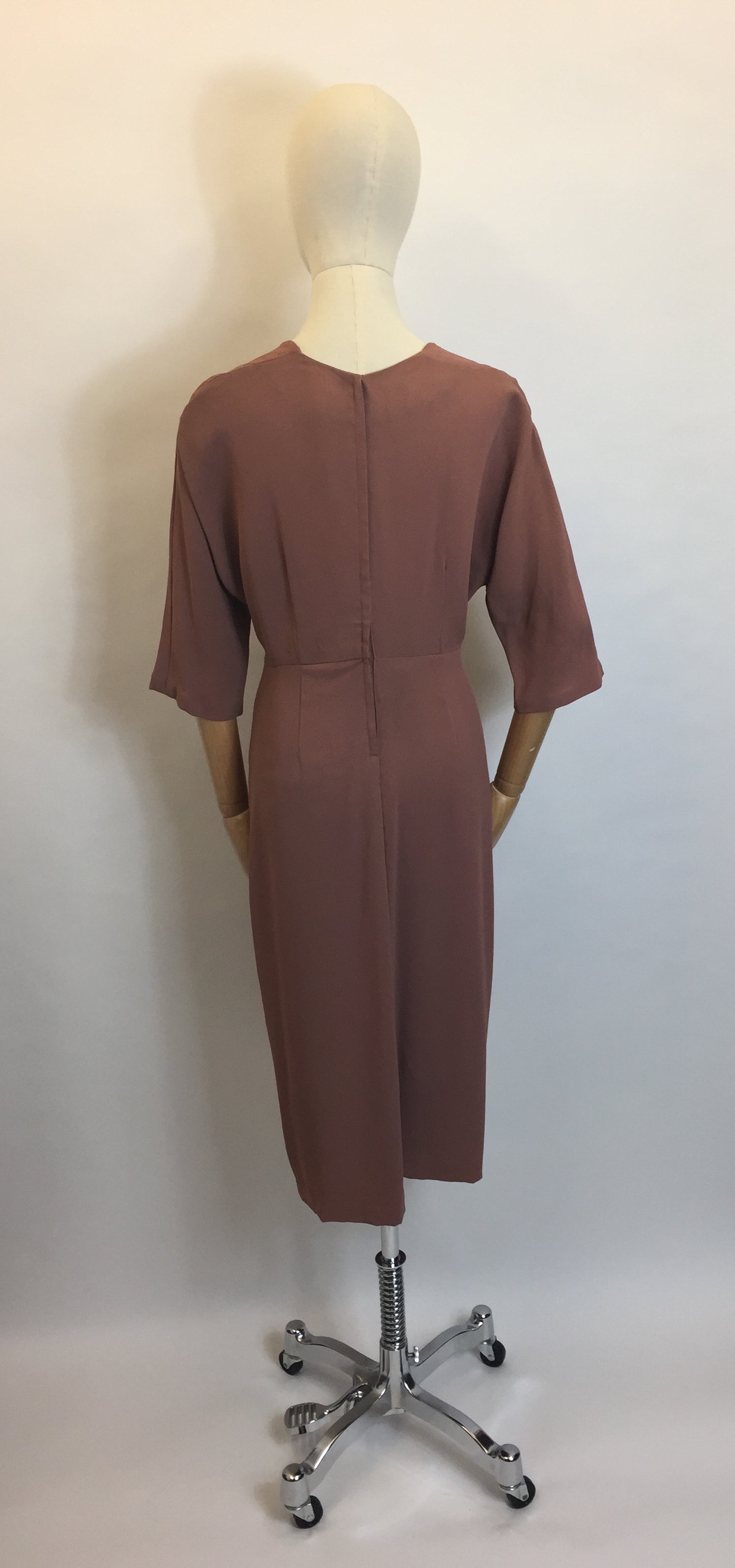 Original 1940s Formal Crepe Dress - Beautiful Waist Bow & skirt overlay shaping