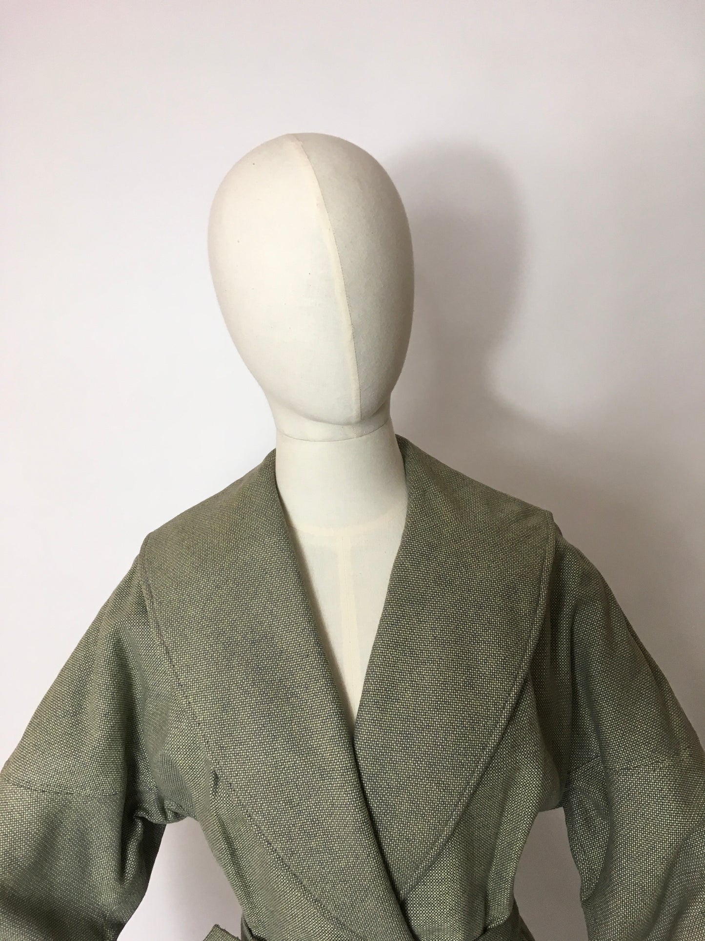 Original 1940’s Showerproof Coat by ‘ Telemac Rainwear Ltd ‘ - Featuring a Fabulous Large Shaped Collar