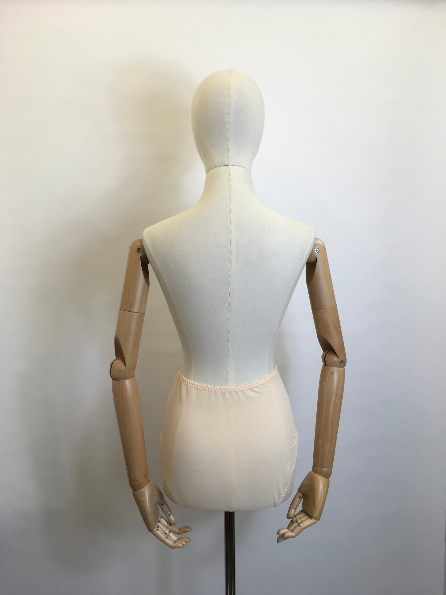 What Katie Did Lingerie - Harlow Nouveau Peach Knickers