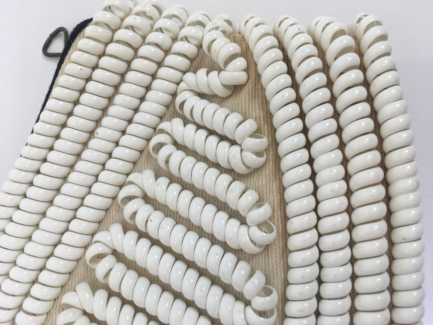 Original 1940's / 1950's Telephone Cord Clutch Handbag - In Snowdrop White