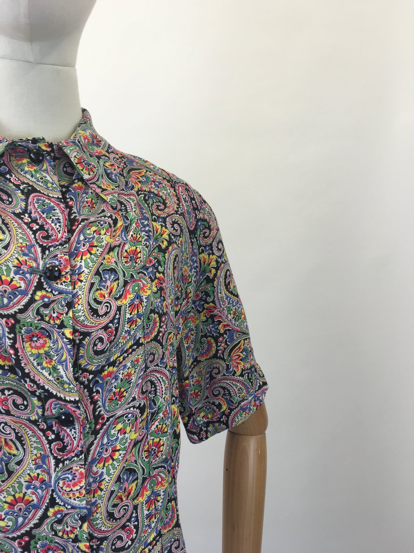 Original 1940's Fabulous Cotton Paisley Print Blouse - In Multi Coloured Brights