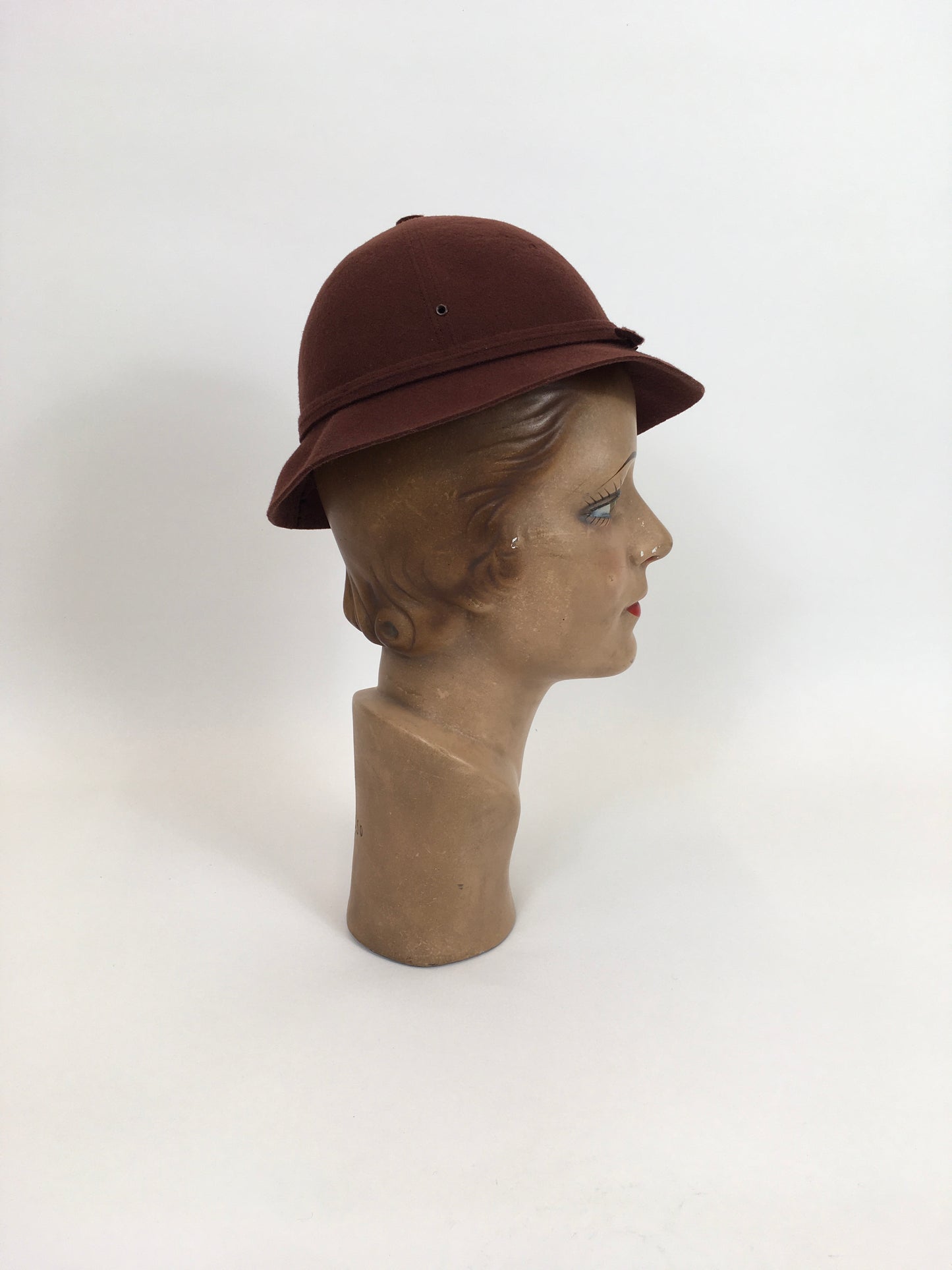 Original 1930's Sensational Sportswear Hat - In A Divine Warm Brown