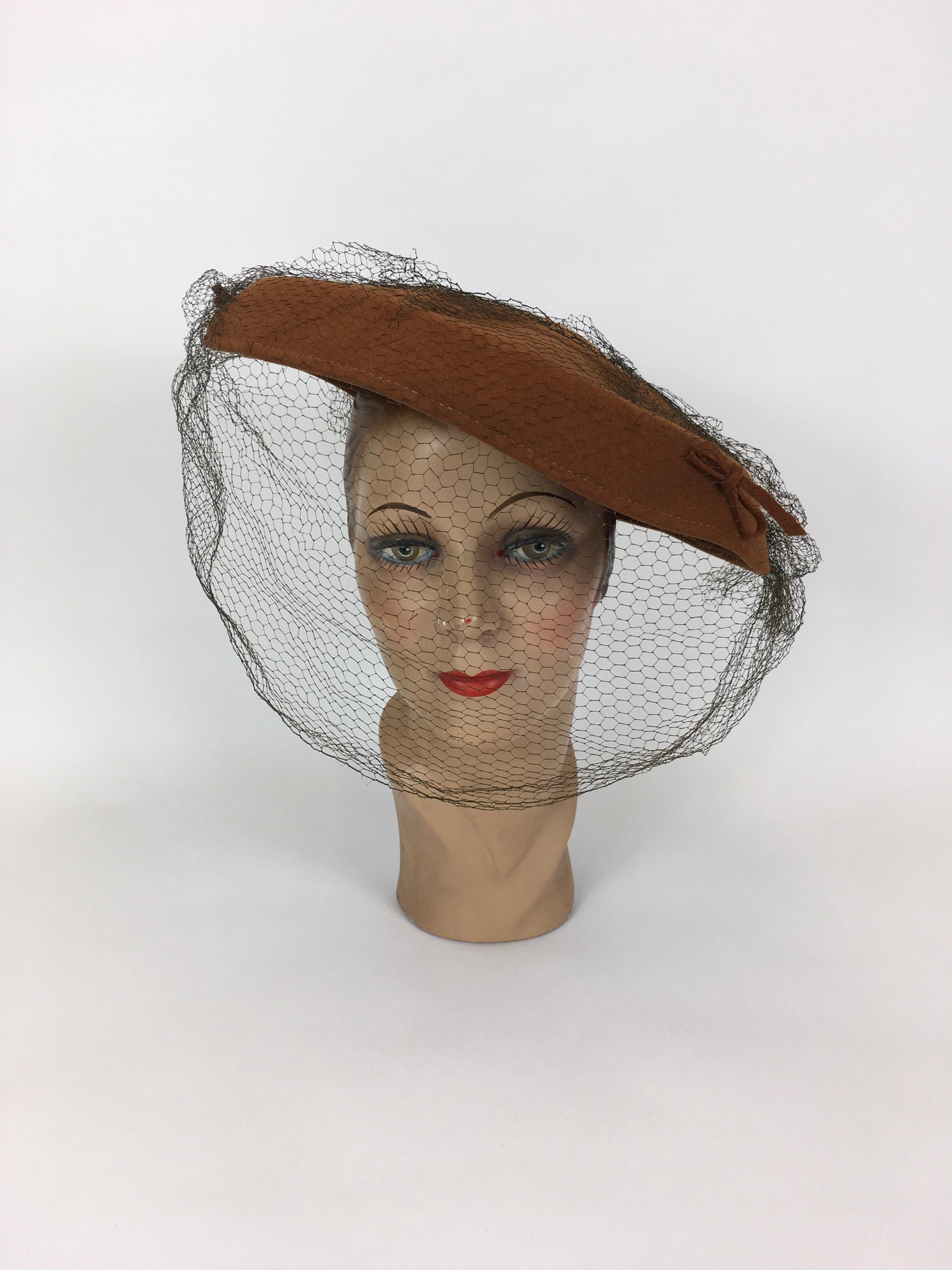 Original SENSATIONAL 1940’s Cinnamon Platter Hat - With Bow and Veiling Detailing