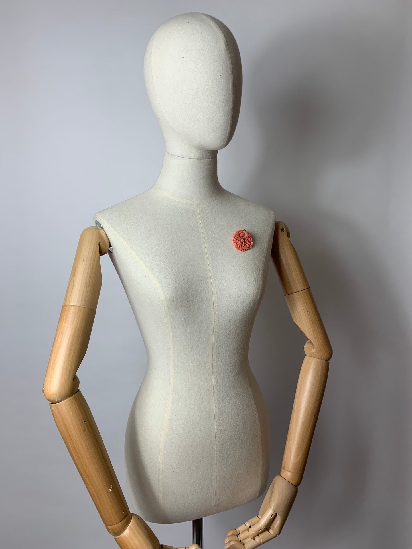 Original 1940’s Floral Brooch - In a lovely Soft Coral Colour