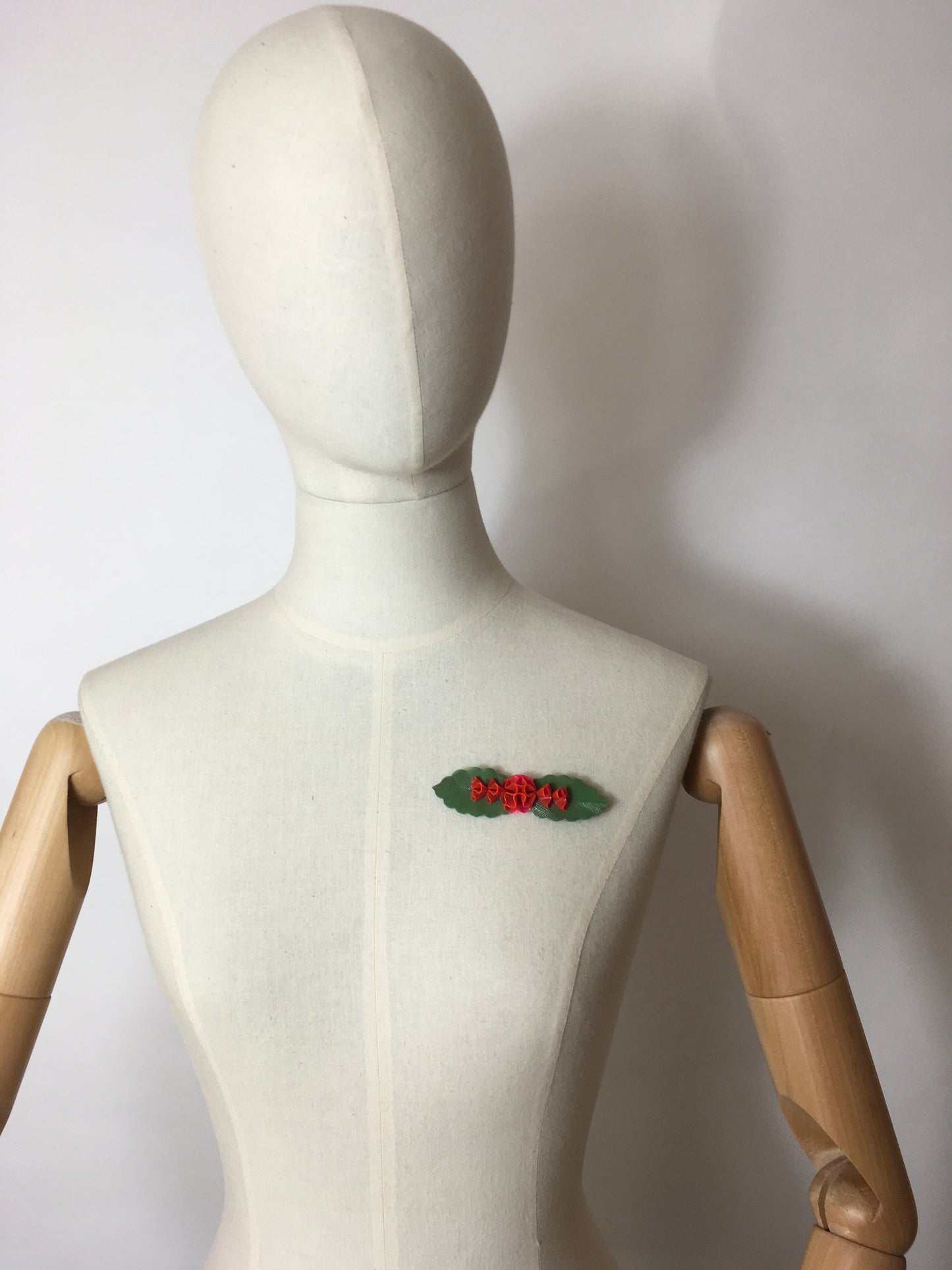 Original 1940’s Wartime Plastic Brooch - Green leaf with shaped red flowers