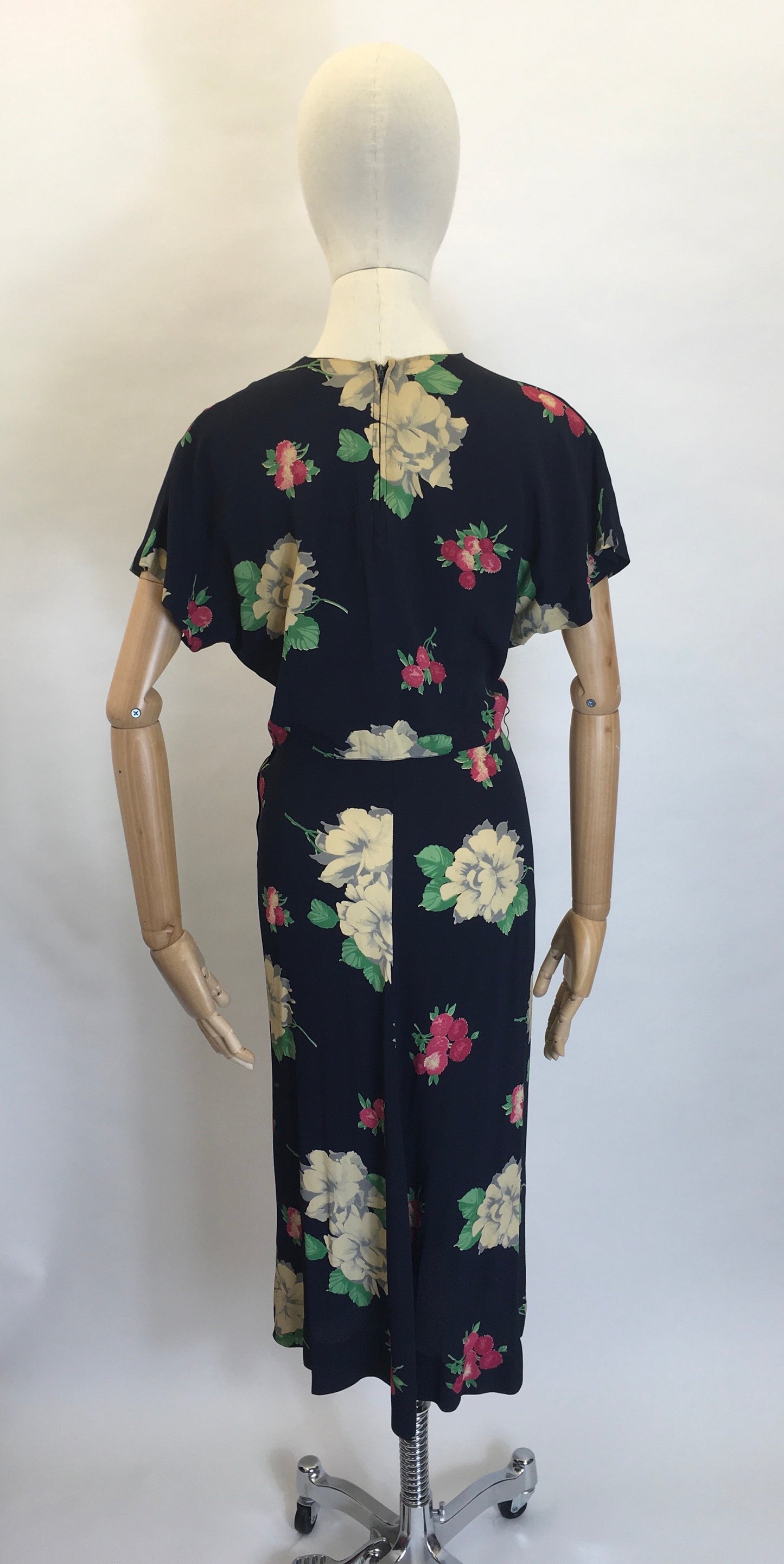 Original 1940's Stunning Floral Rayon Dress - Darling Whimsical Colour Pallet