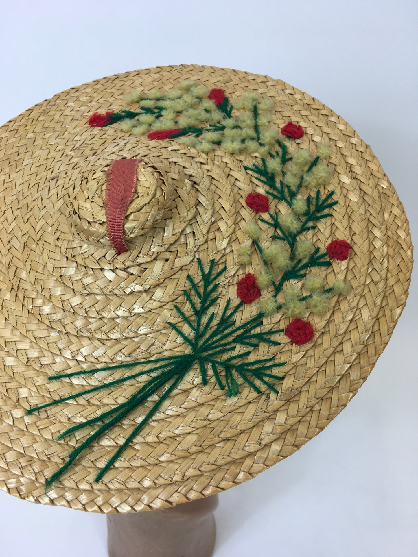 Original Late 1930's Early 1940's Tourist Hat - With Lovely Floral Detailing