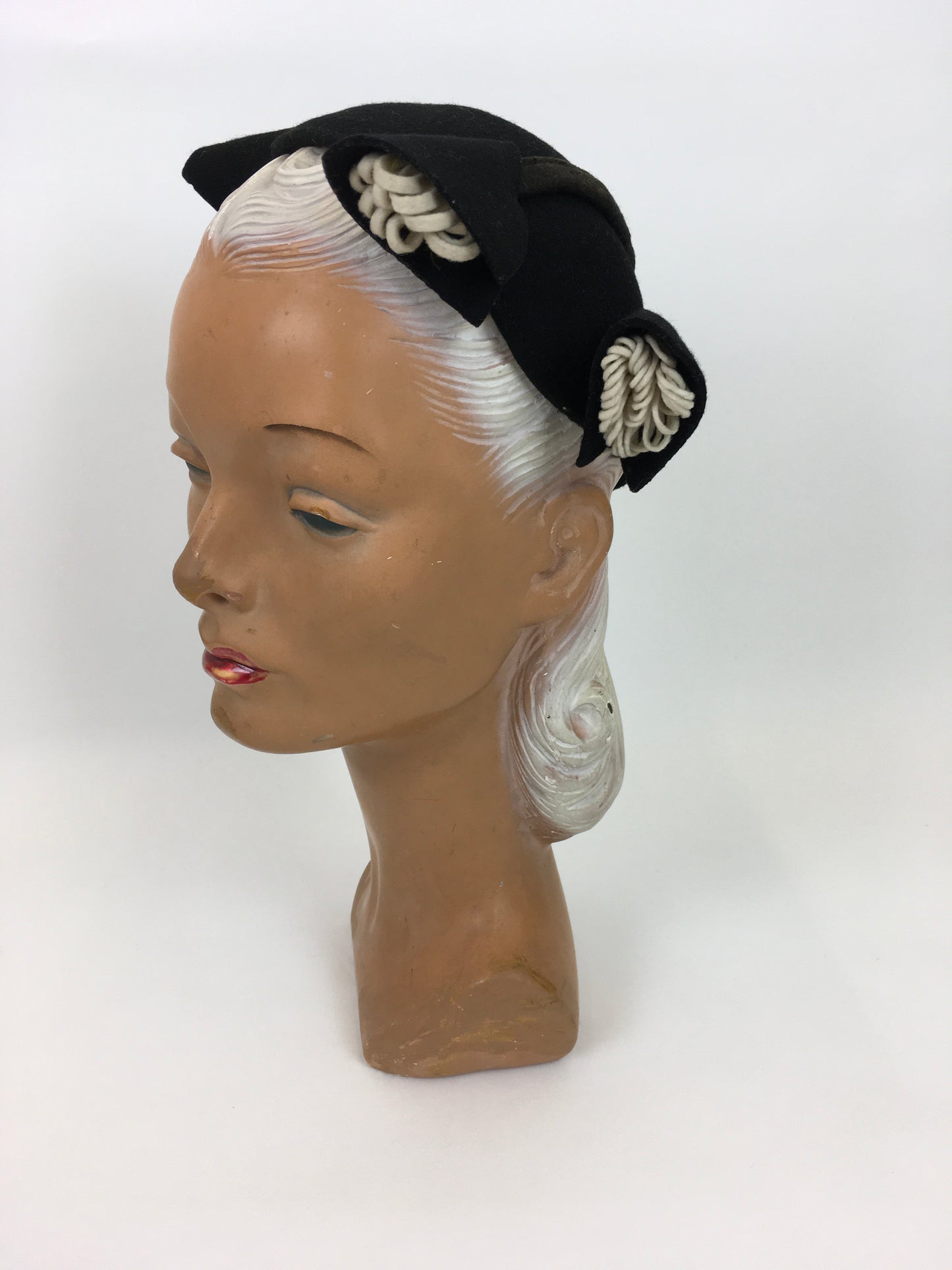 Original 1940s ‘ Henry Pollack ‘ Black Felt Hat - With Ivory and Black Felt Adornments